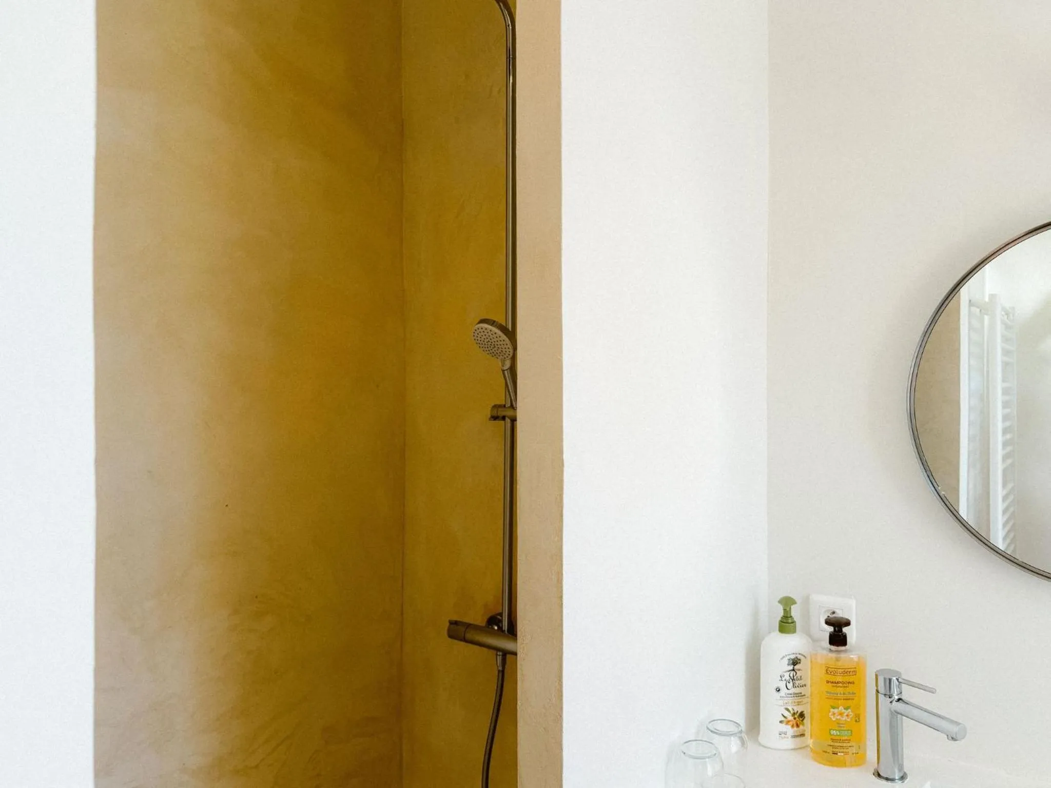 Bathroom in Le Pont de L'orme