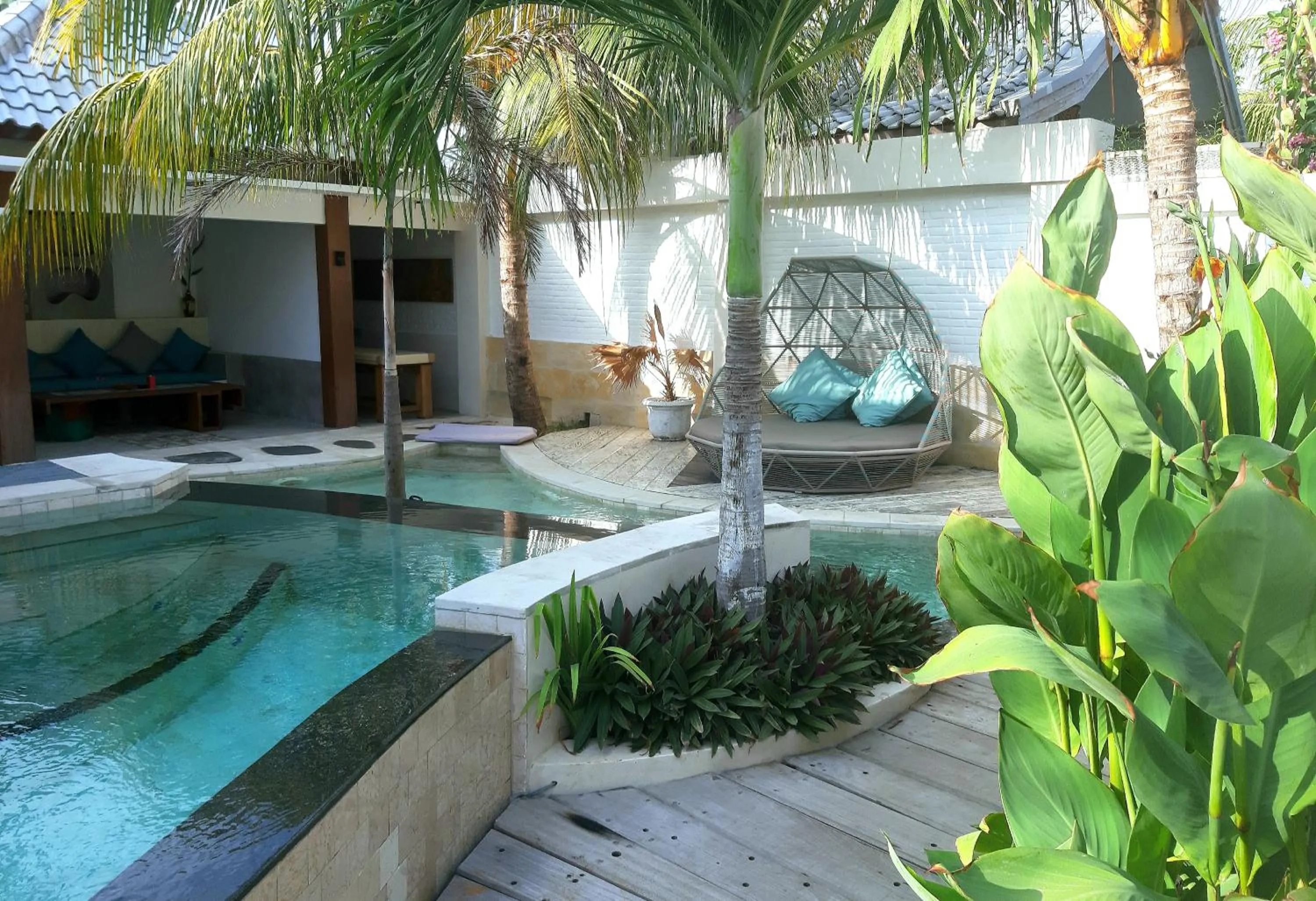 Garden view in The White Key Luxury Villas