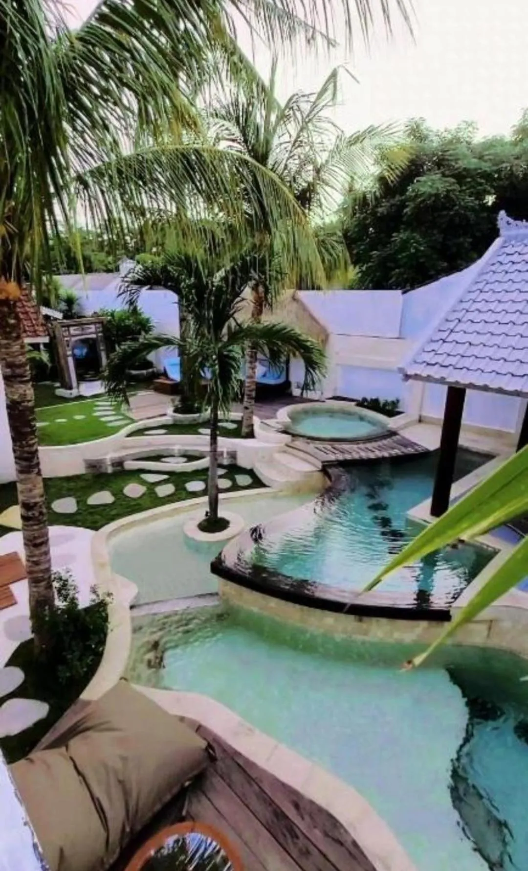 The White Key Luxury Villas