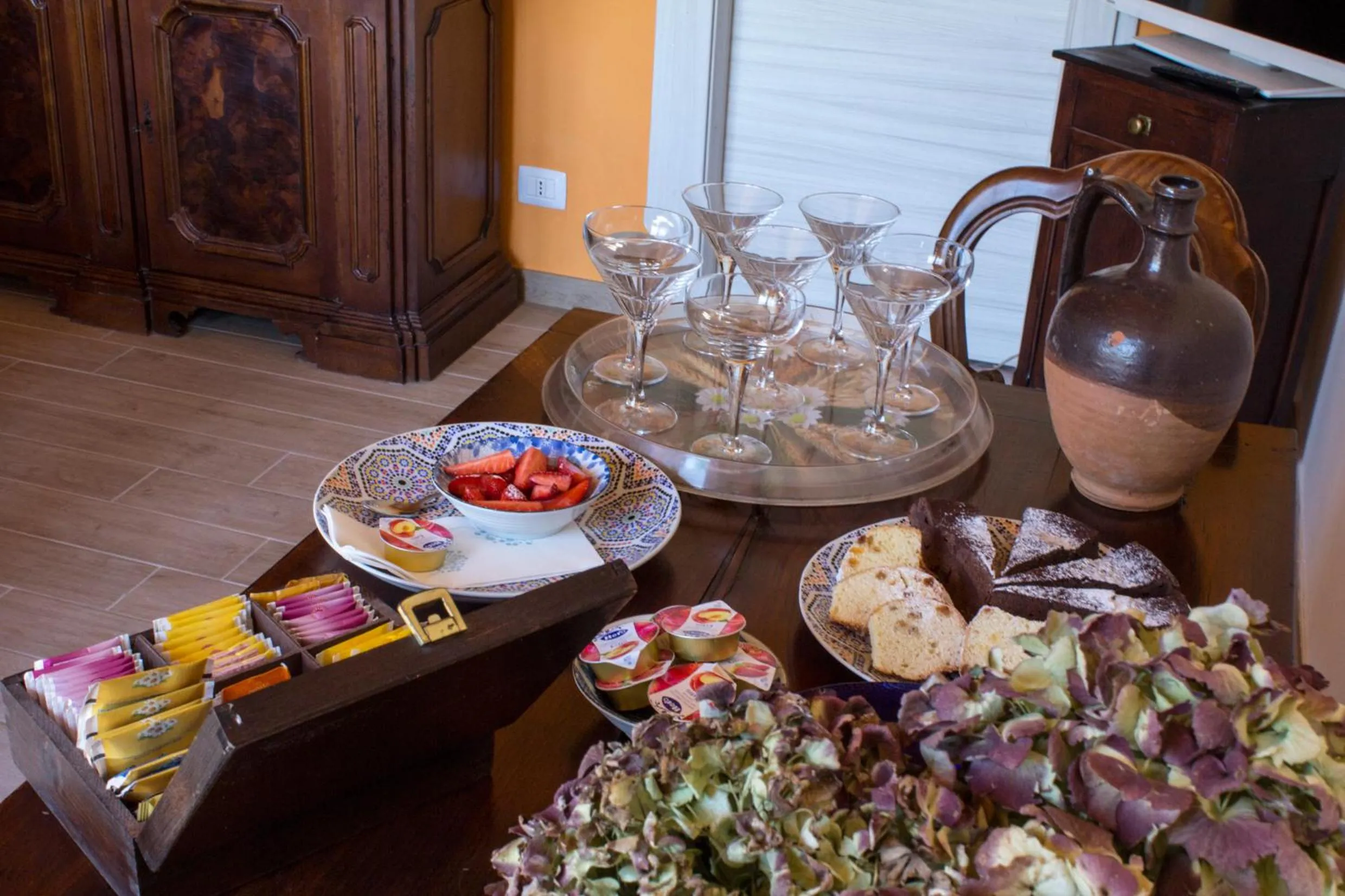 Coffee/tea facilities in Alla corte dei Caretto