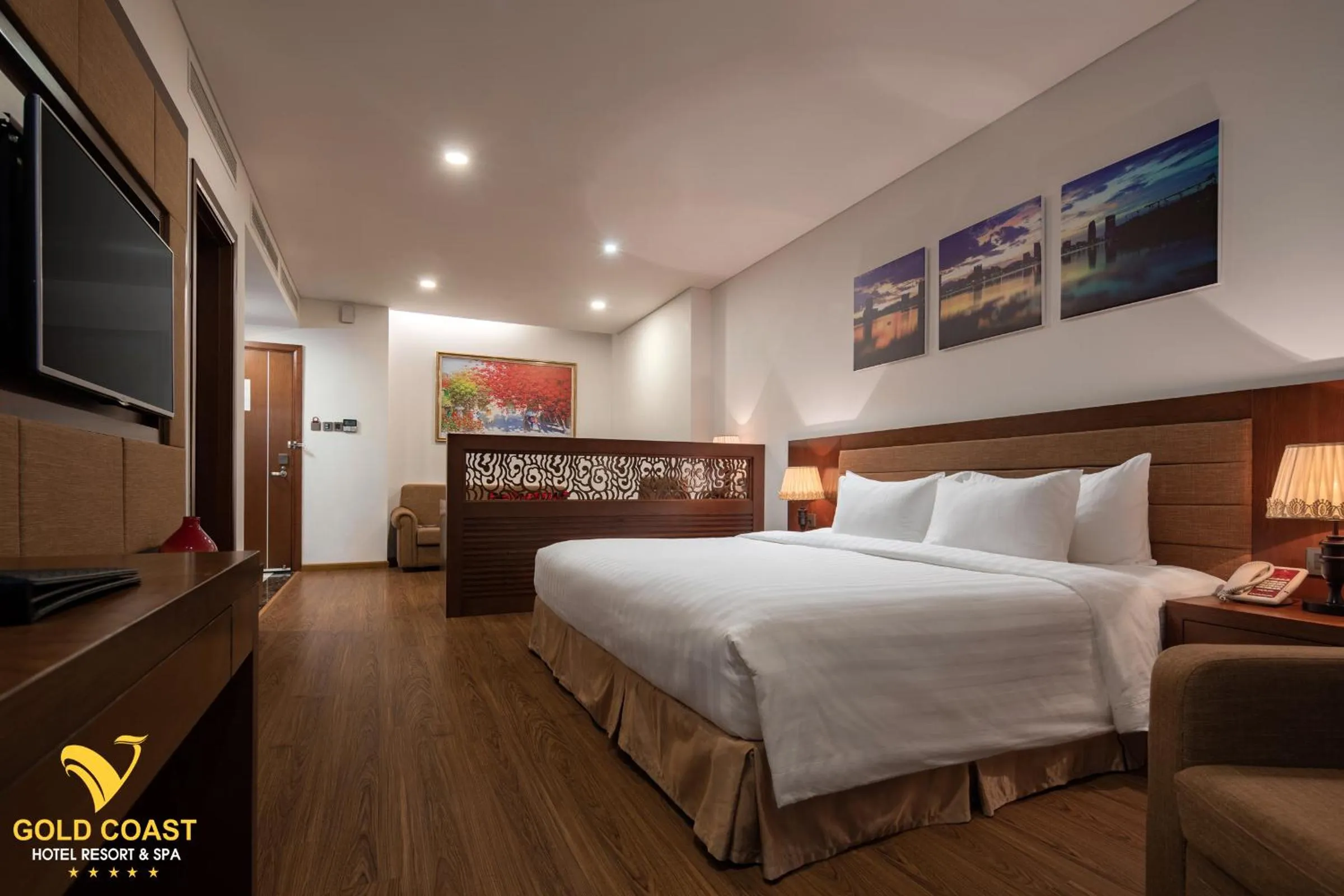 Bed in Gold Coast Hotel Resort & Spa