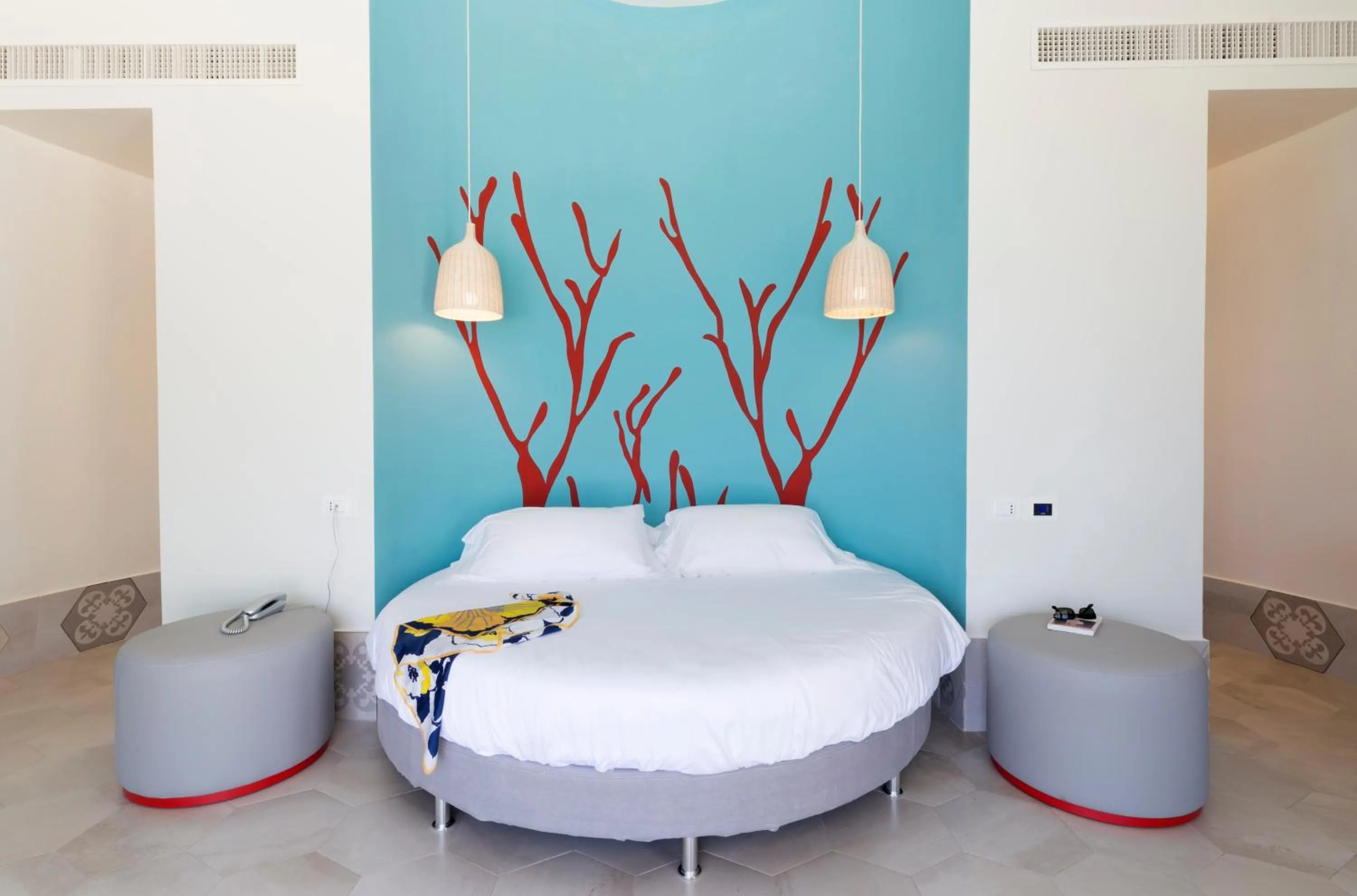 Bed in Baia Del Sole Resort