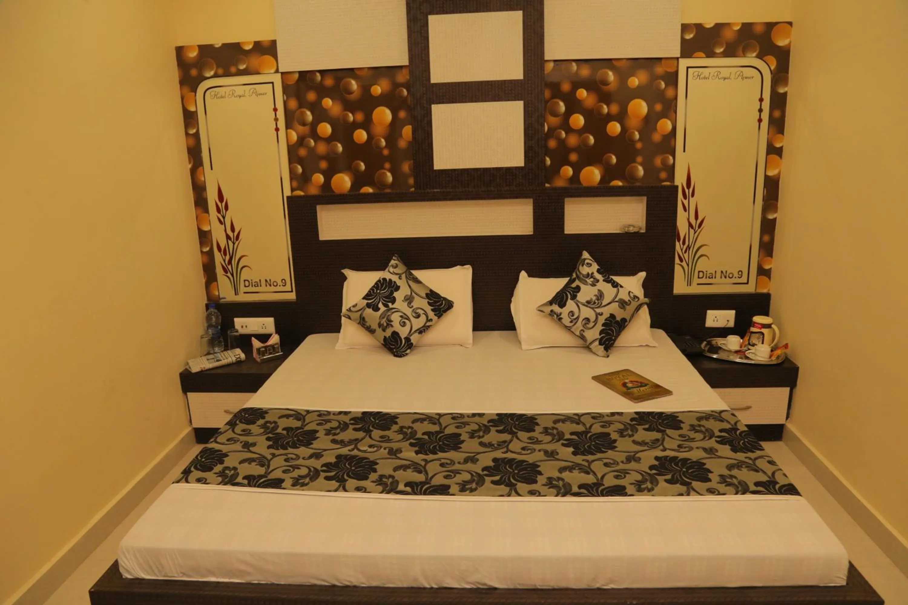 Bedroom, Bed in Hotel Royal Ajmer