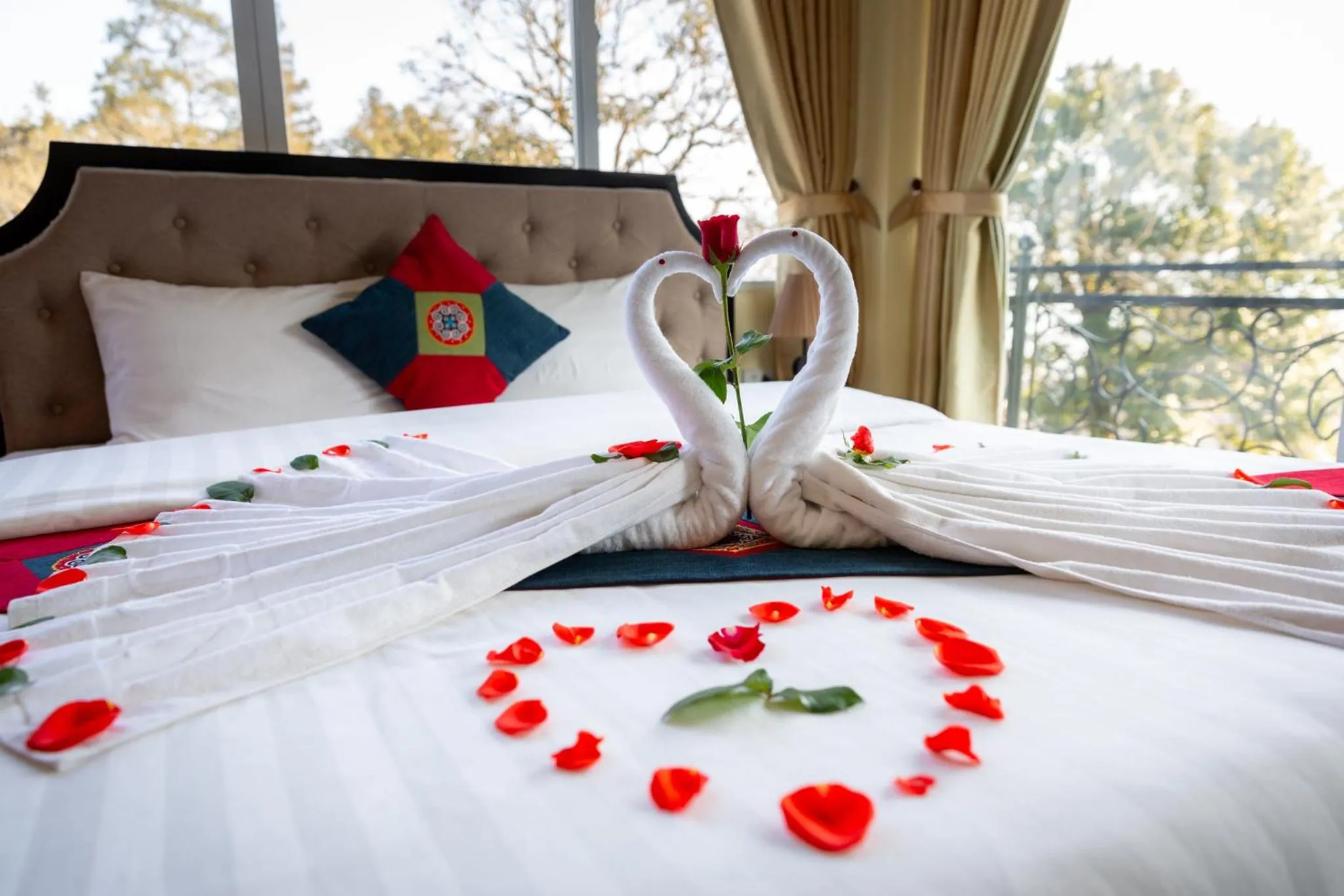 Bed in Sapa Hidden Gem Hotel & Spa