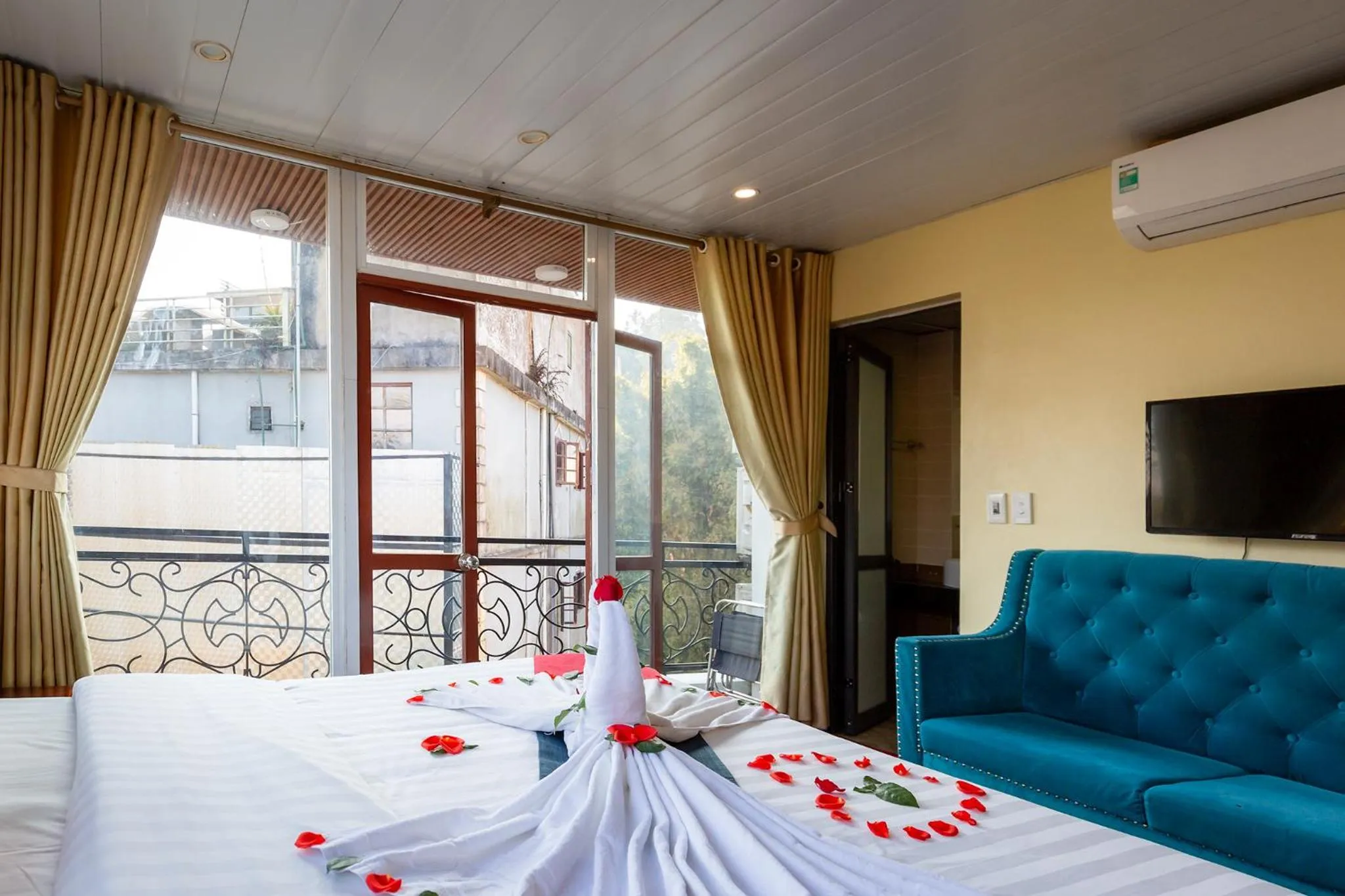 Photo of the whole room, Bed in Sapa Hidden Gem Hotel & Spa