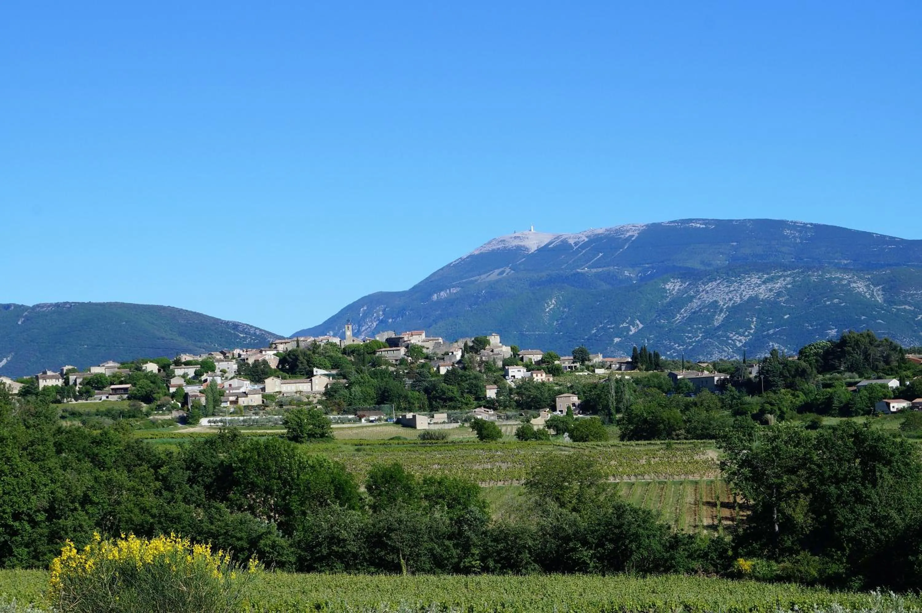 Property building in le mas de colongene