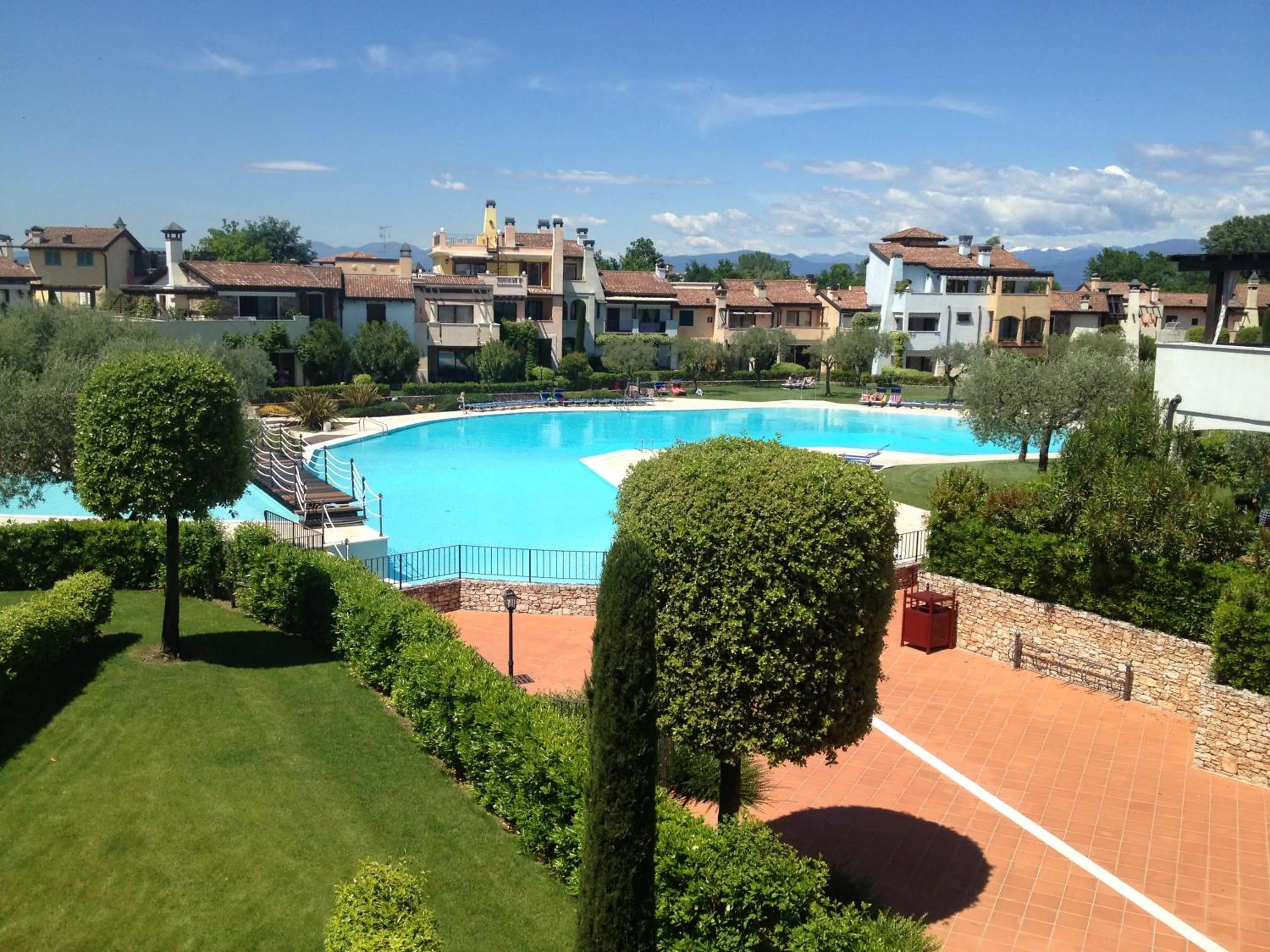 Photo of the whole room in Garda Resort Village