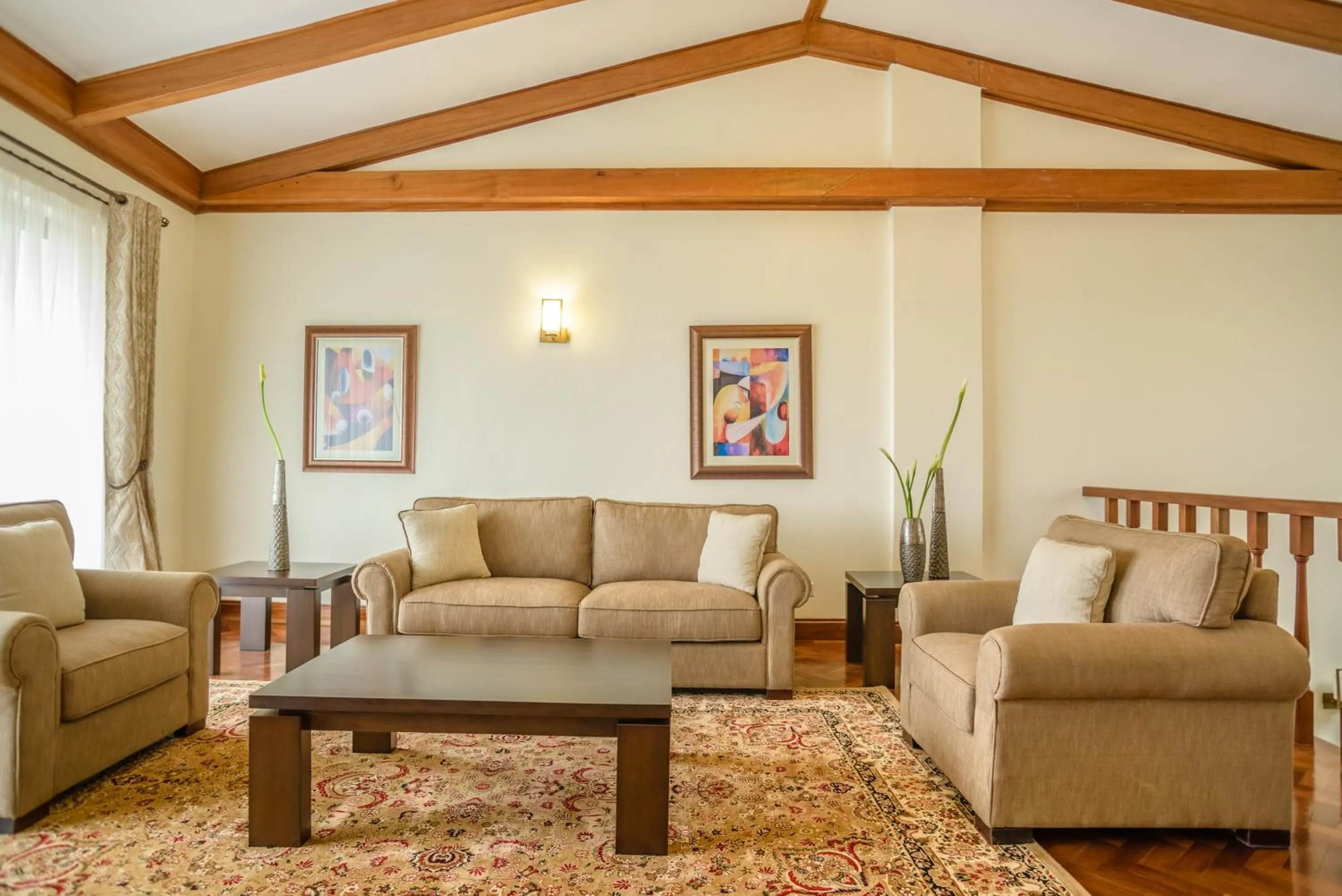 Seating area in GemSuites Riverside Serviced Apartments and Hotel, Nairobi