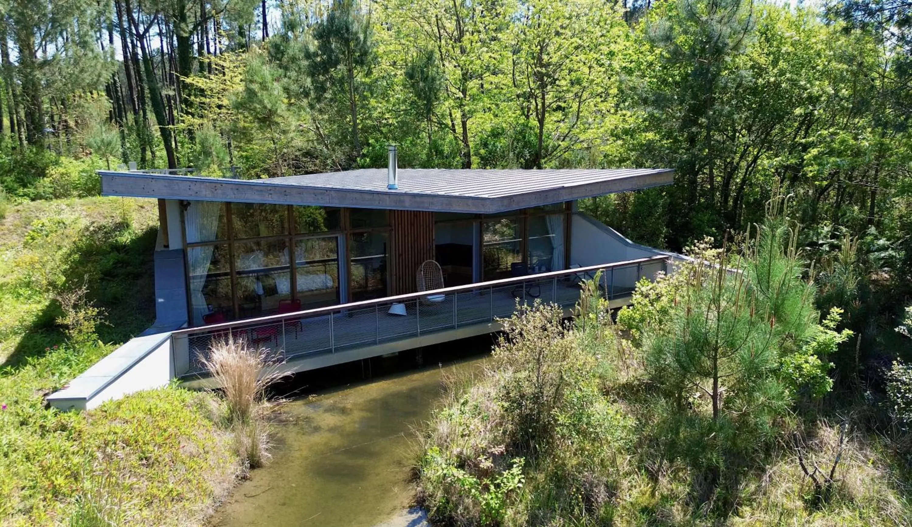 Les Échasses Golf & Surf Eco Lodge