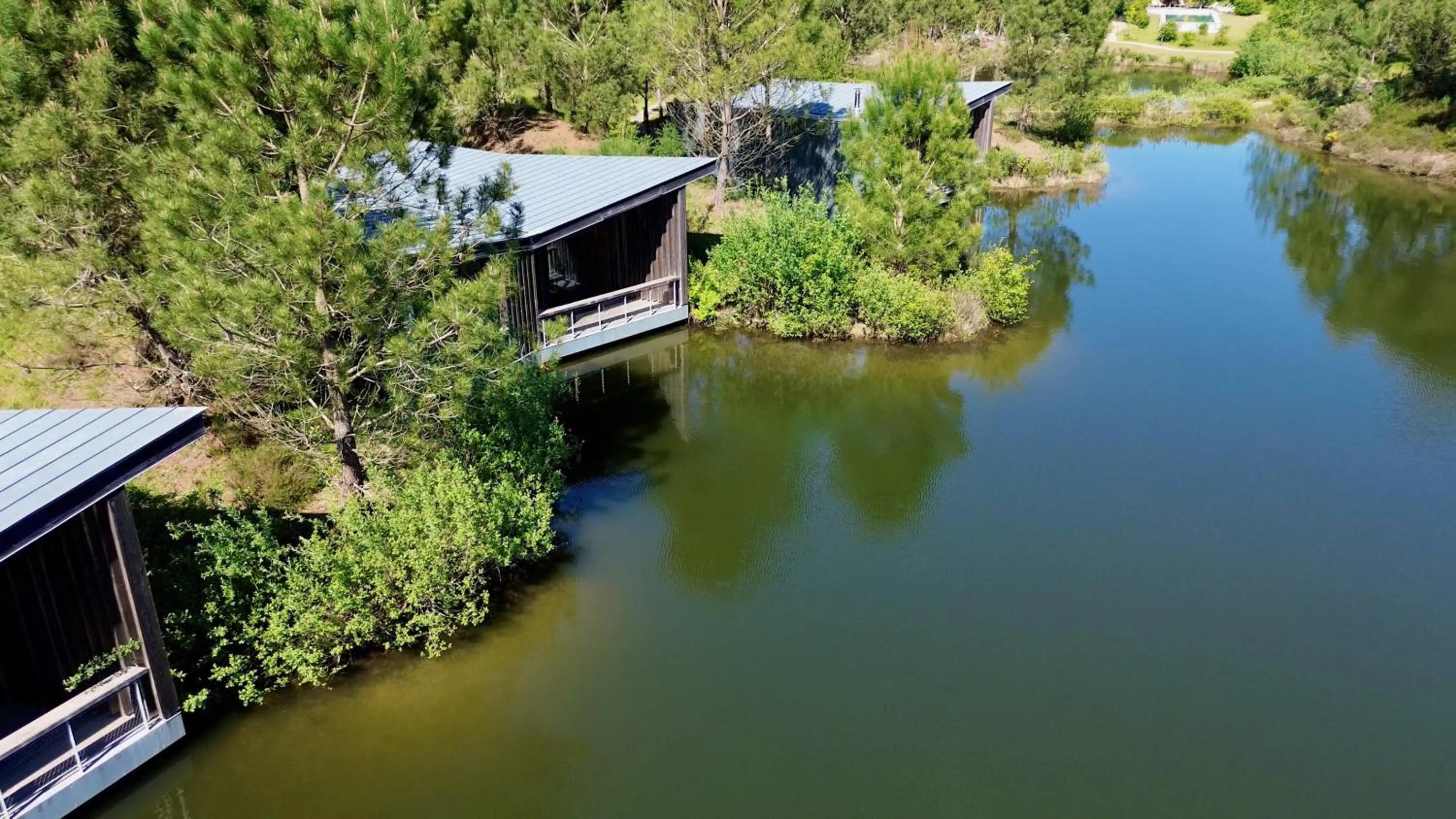 Les Échasses Golf & Surf Eco Lodge