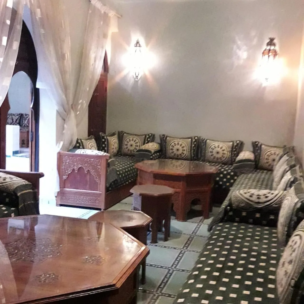 Riad Tidar by Phoenix