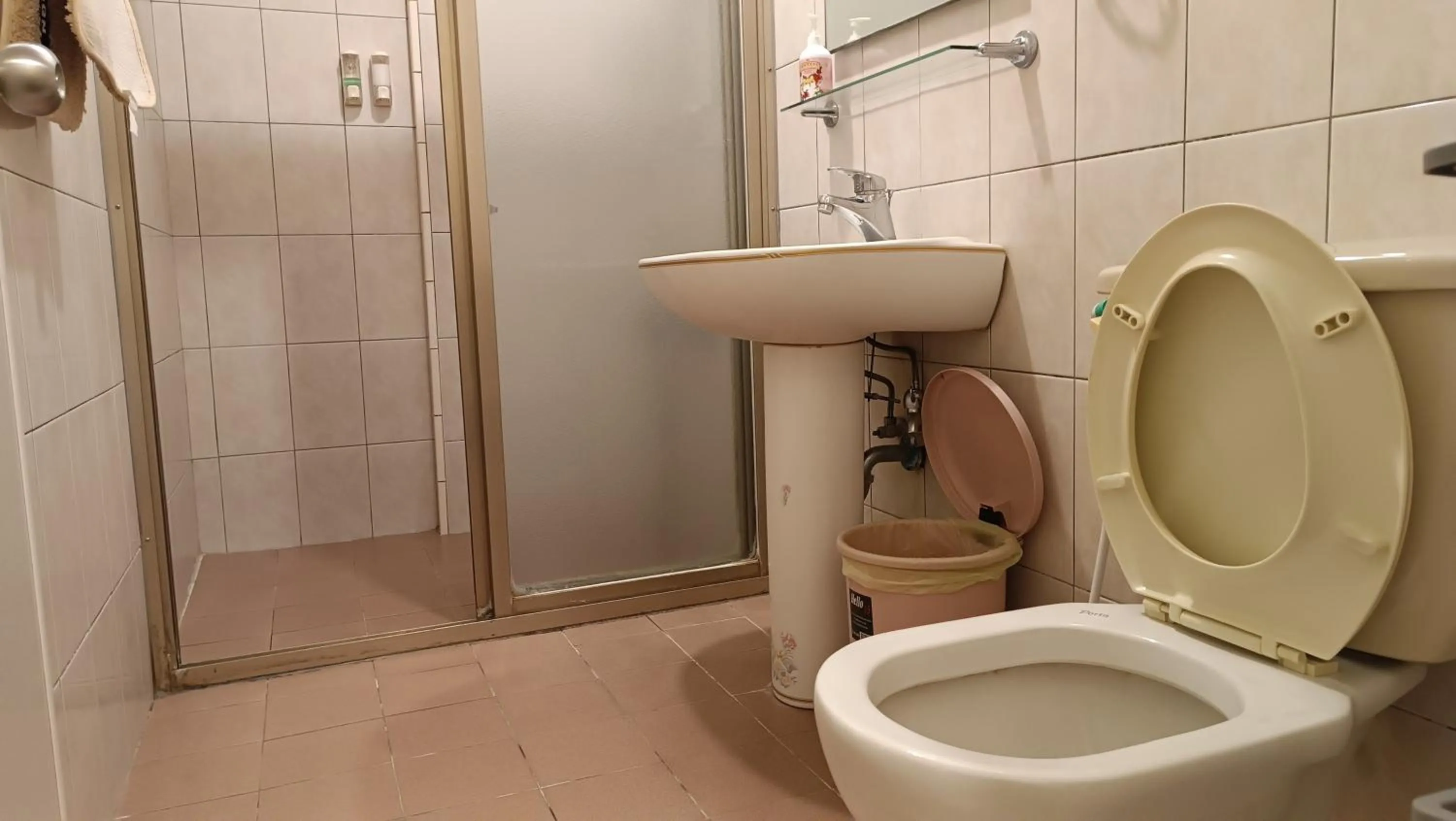 Bathroom in Taitung Travel Hostel