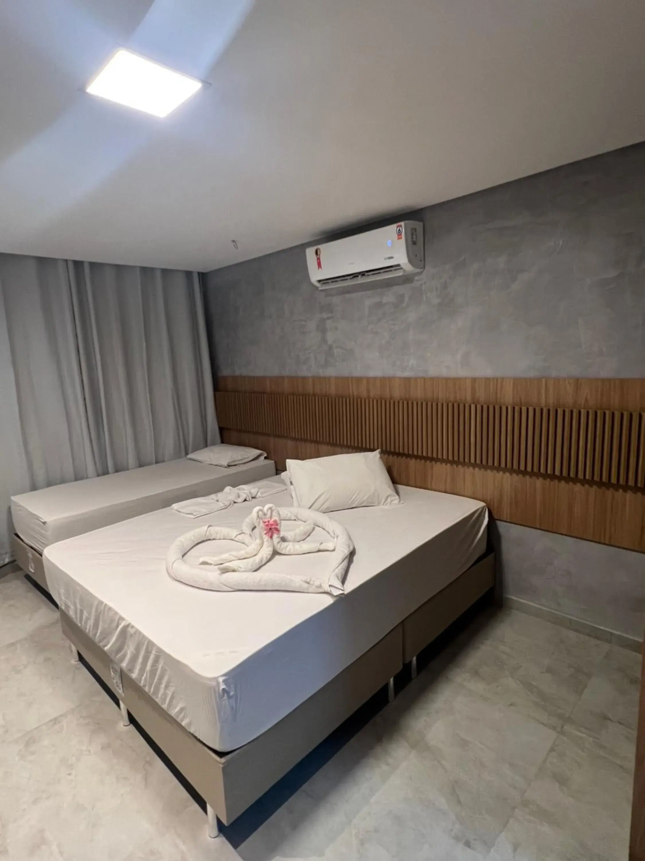 Superior Triple Room in Suítes&Flats MarBello Superior Triple Room in Suítes&Flats MarBello