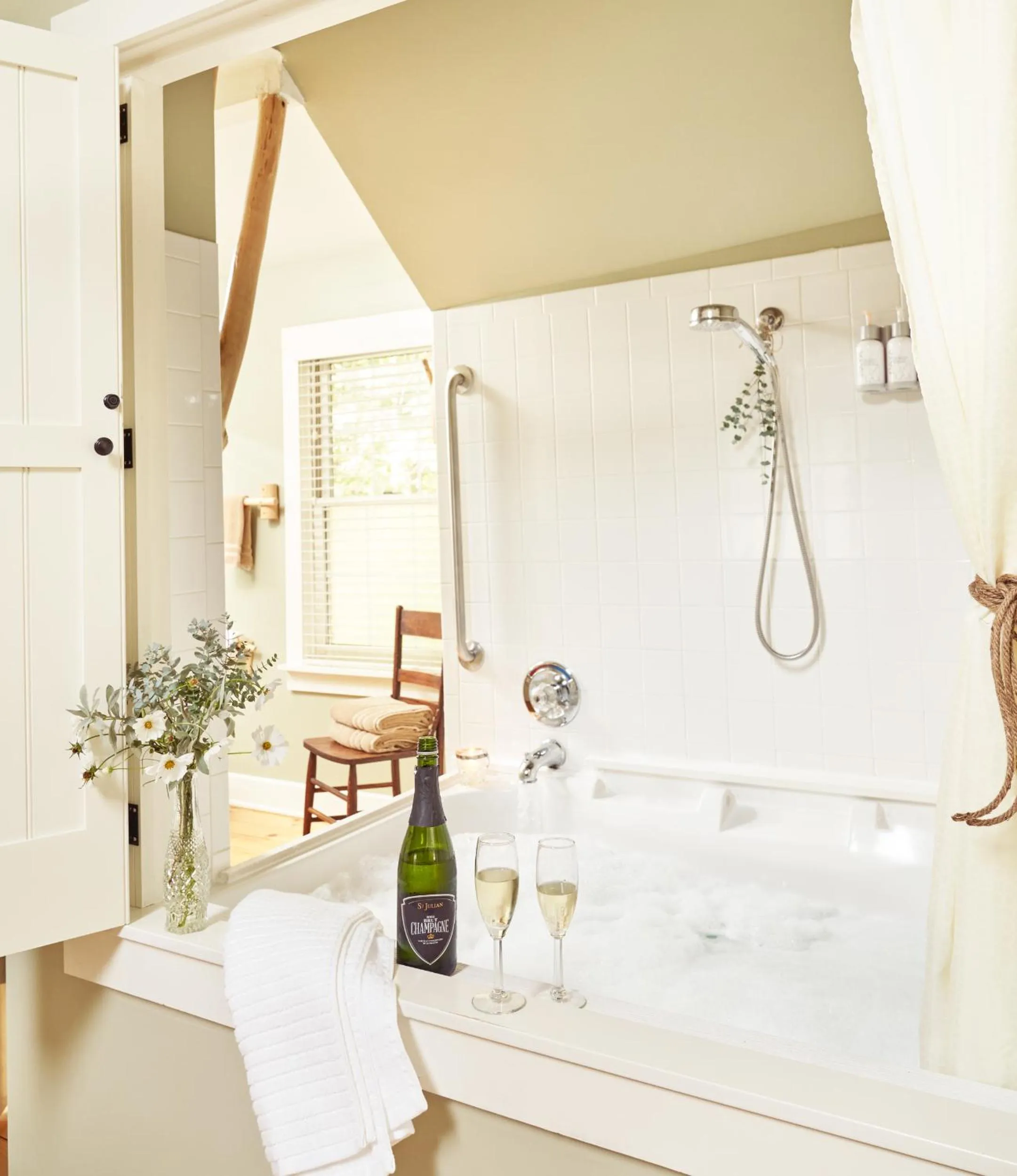 Goldberry Woods- A Modern Farm Resort