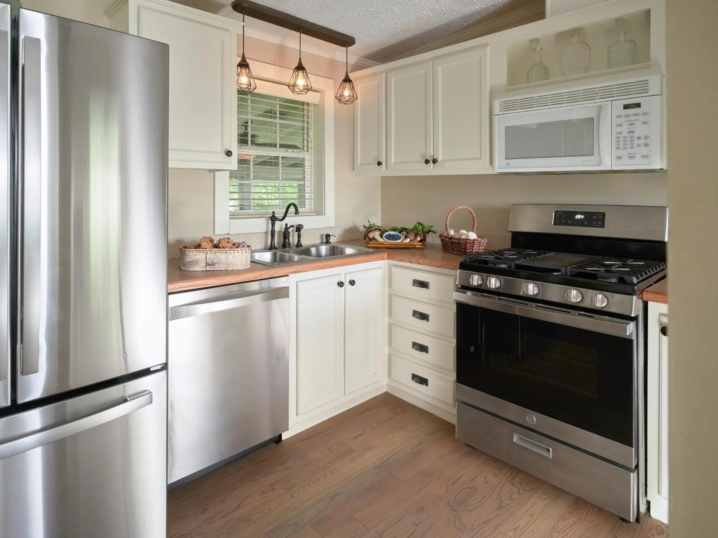 Goldberry Woods- A Modern Farm Resort