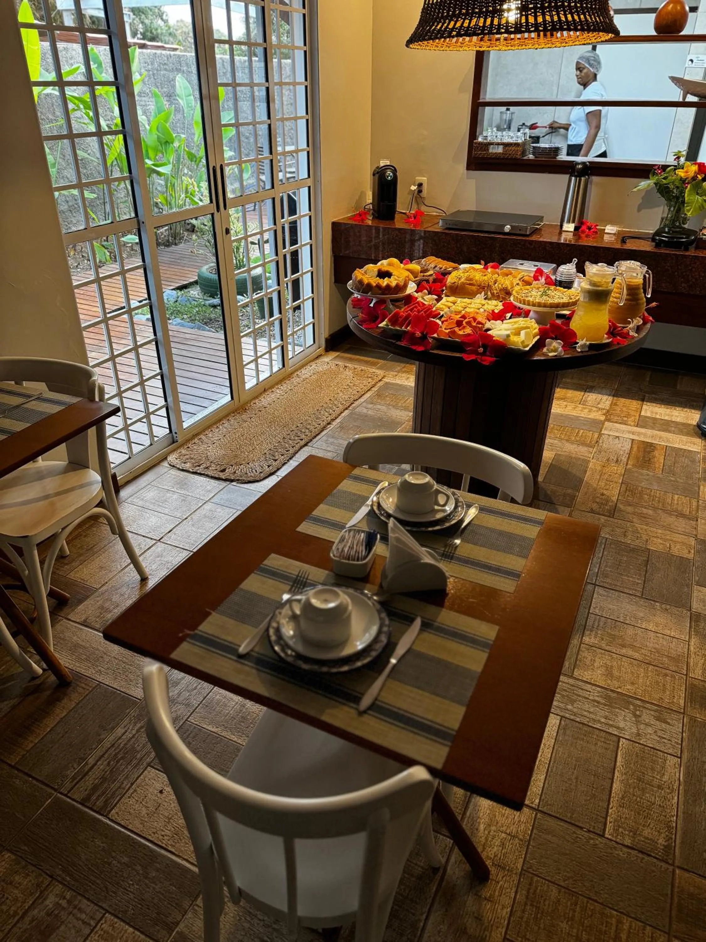 Restaurant/places to eat in Pousada Alto da Vila Noronha by Alto da Ilha