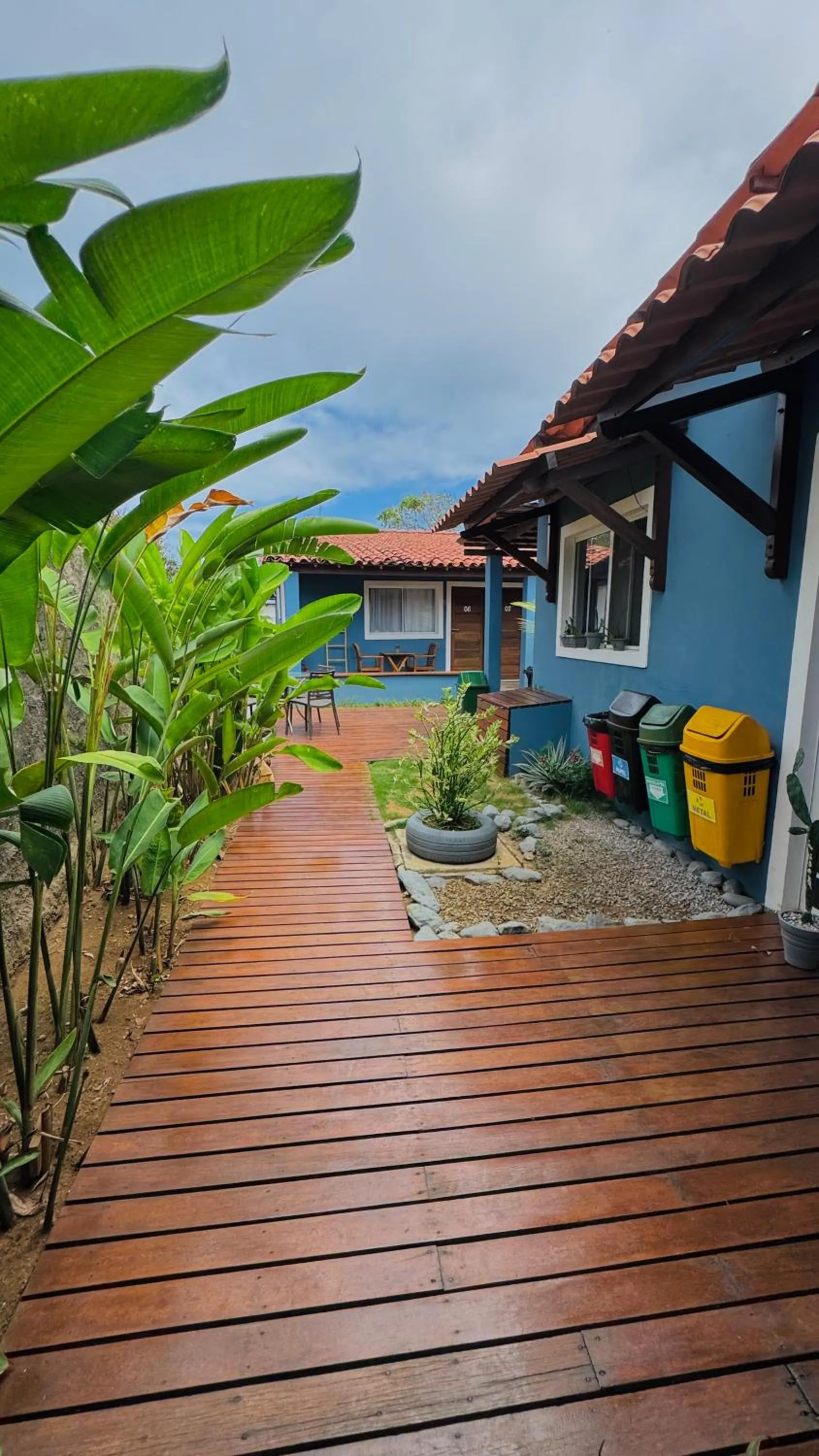 Garden in Pousada Alto da Vila Noronha by Alto da Ilha