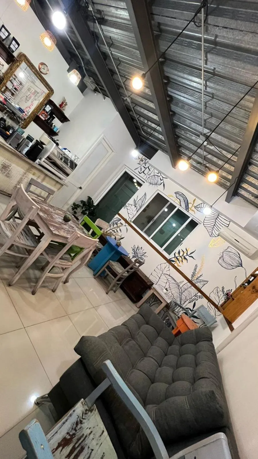 Restaurant/places to eat in Suites Chapultepec