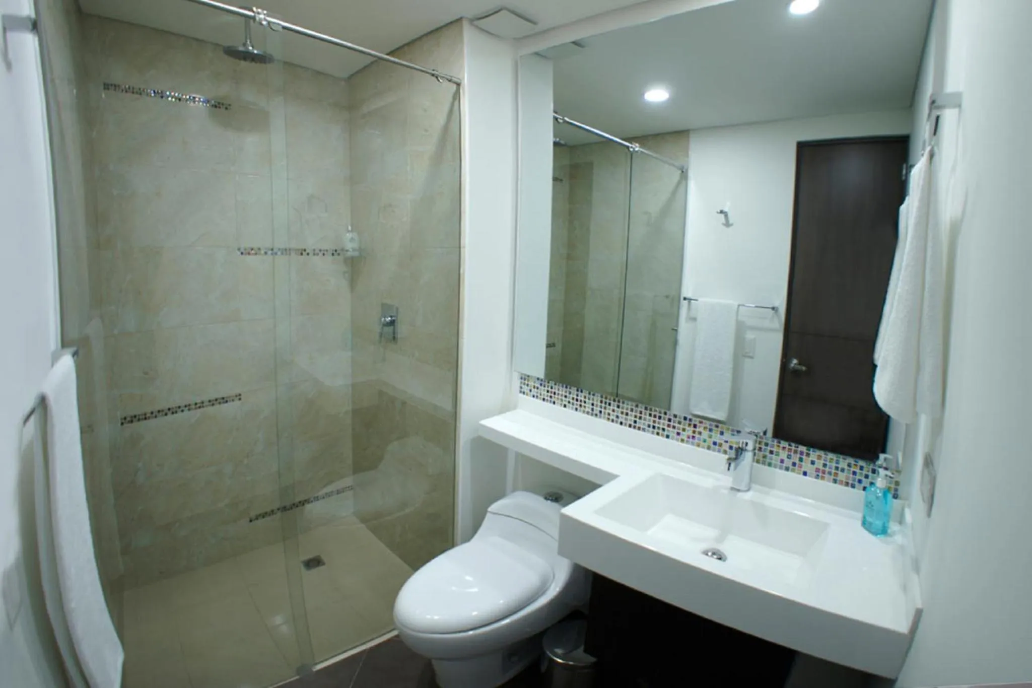 Bathroom in SM Grand Hotel