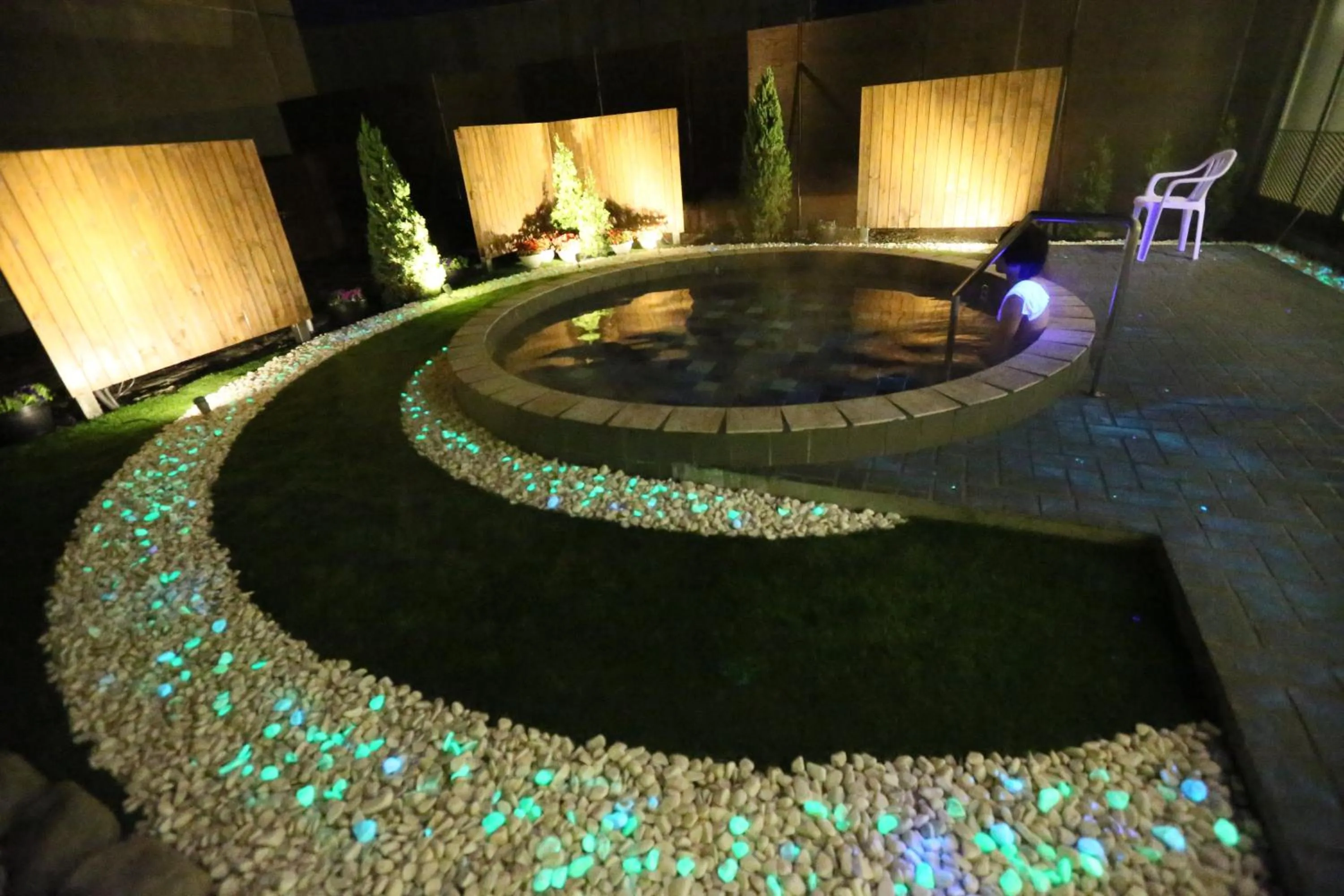 Open Air Bath in Tokachi Nauman Onsen Hotel arco