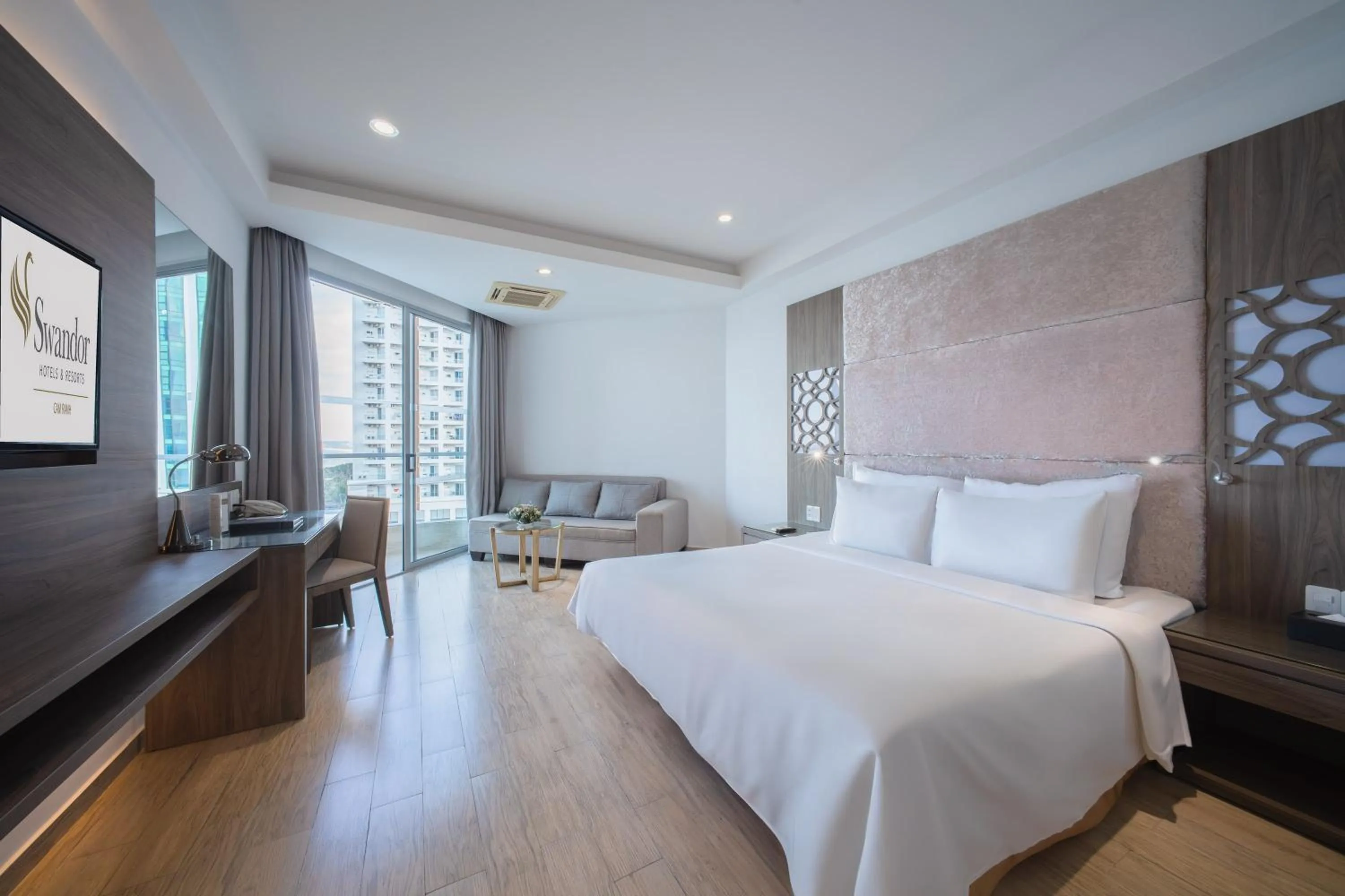 Bedroom, Bed in Swandor Cam Ranh Resort-Ultra All Inclusive