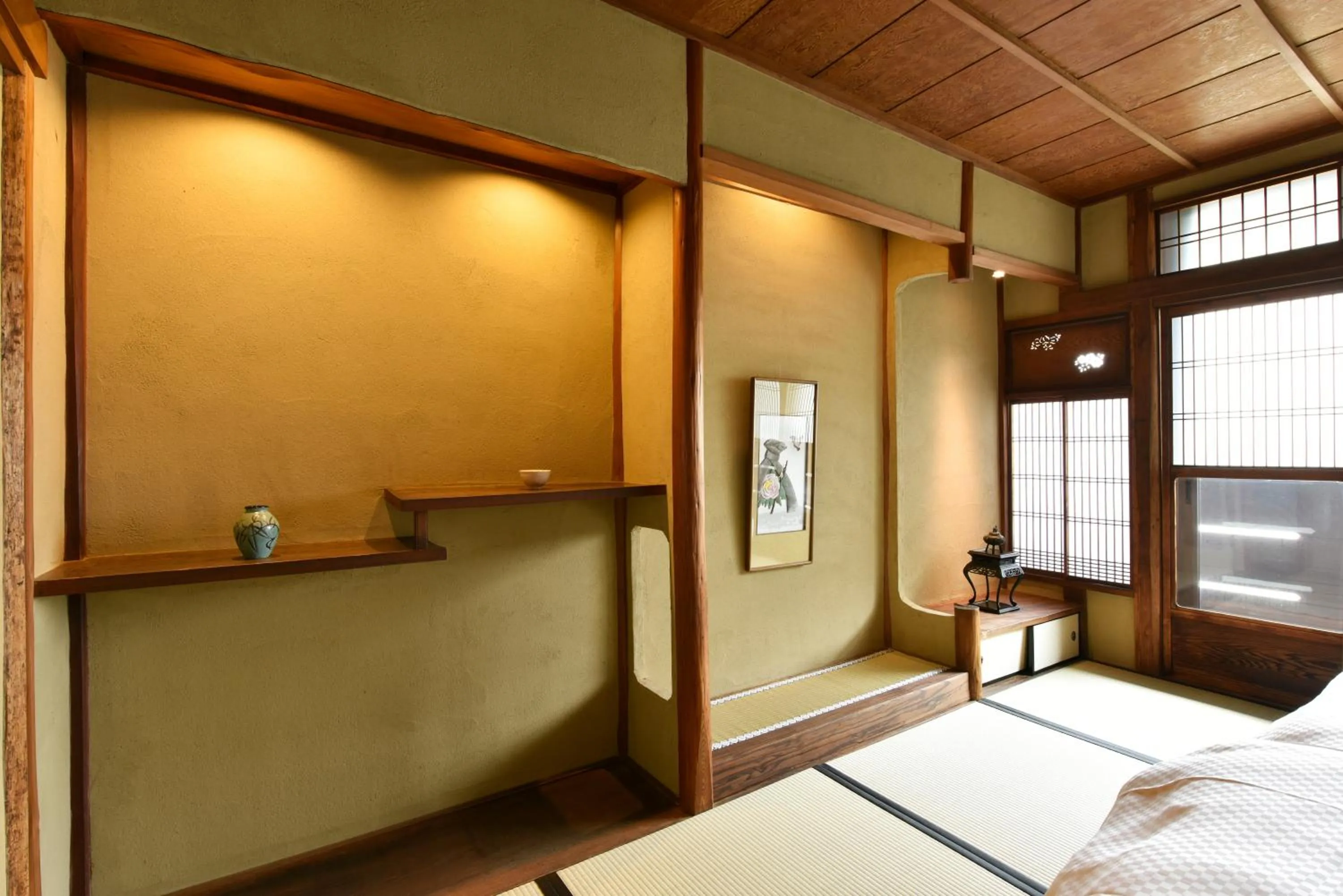 Decorative detail, Bed in Kuraya Senbonsanjo