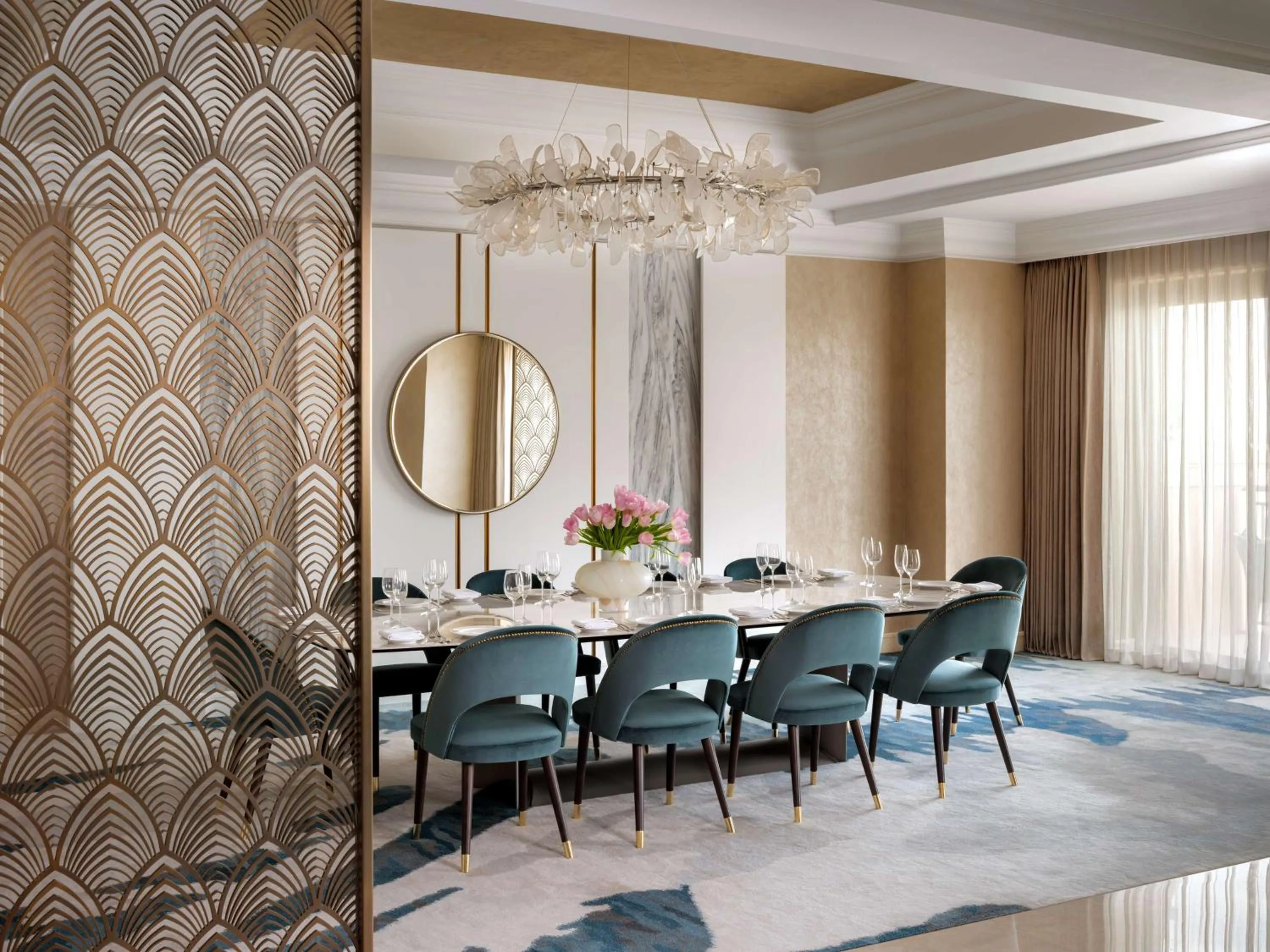 Photo of the whole room in Atlantis, The Palm