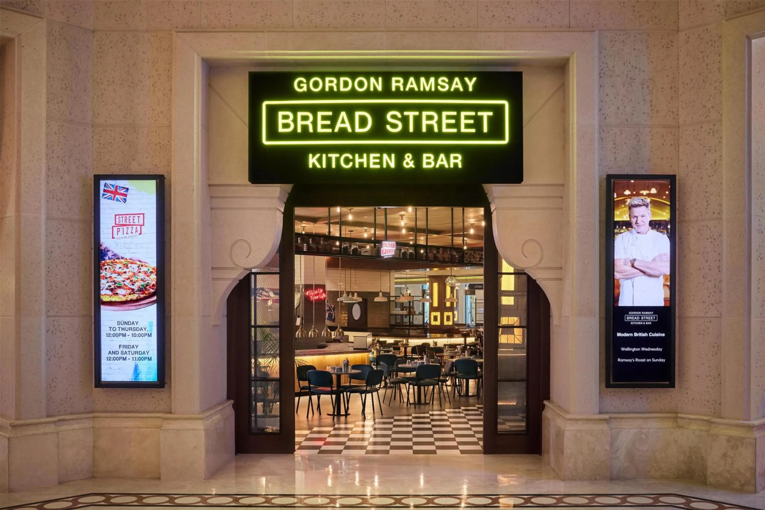 Restaurant/places to eat in Atlantis, The Palm