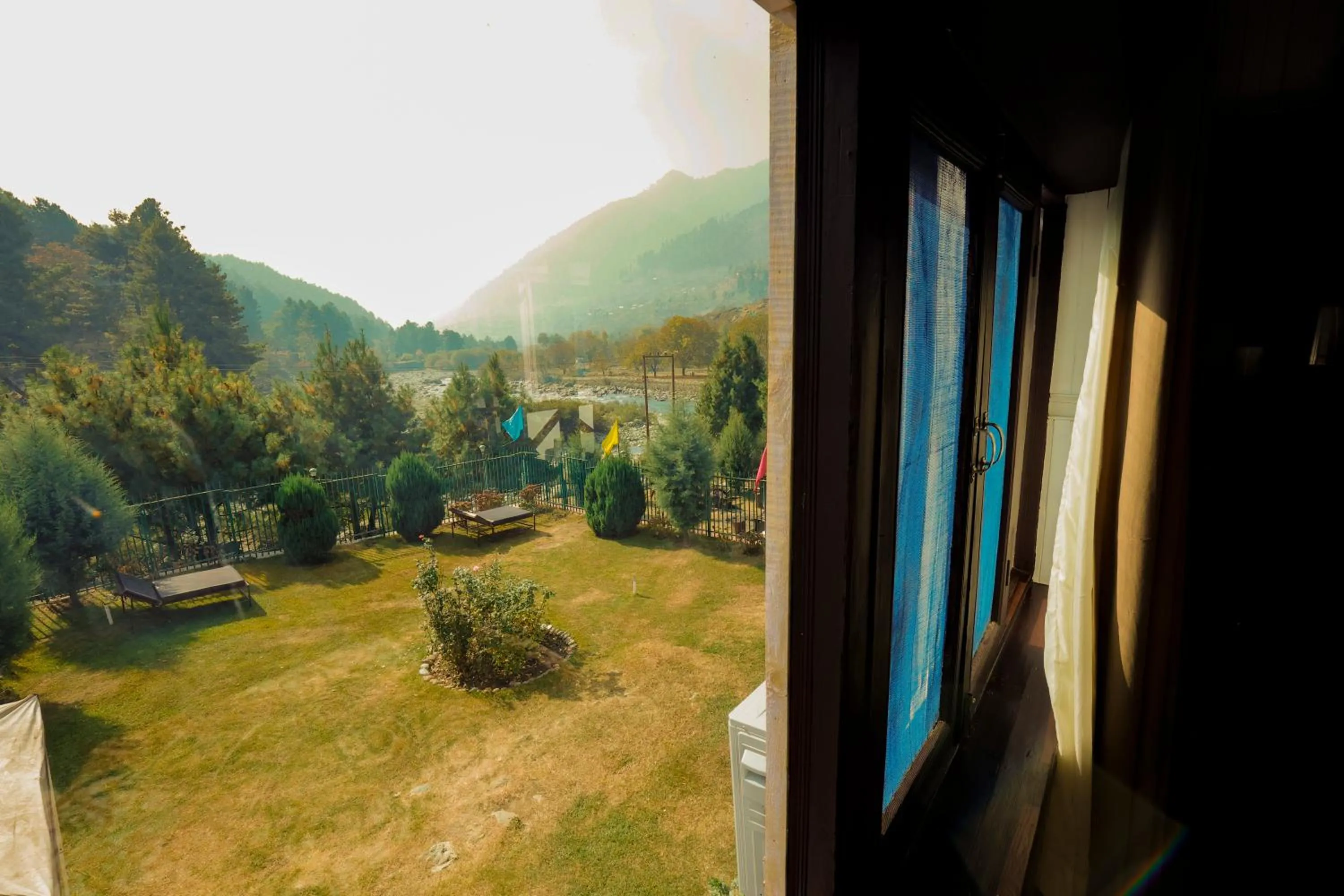 Walisons Peace Resort