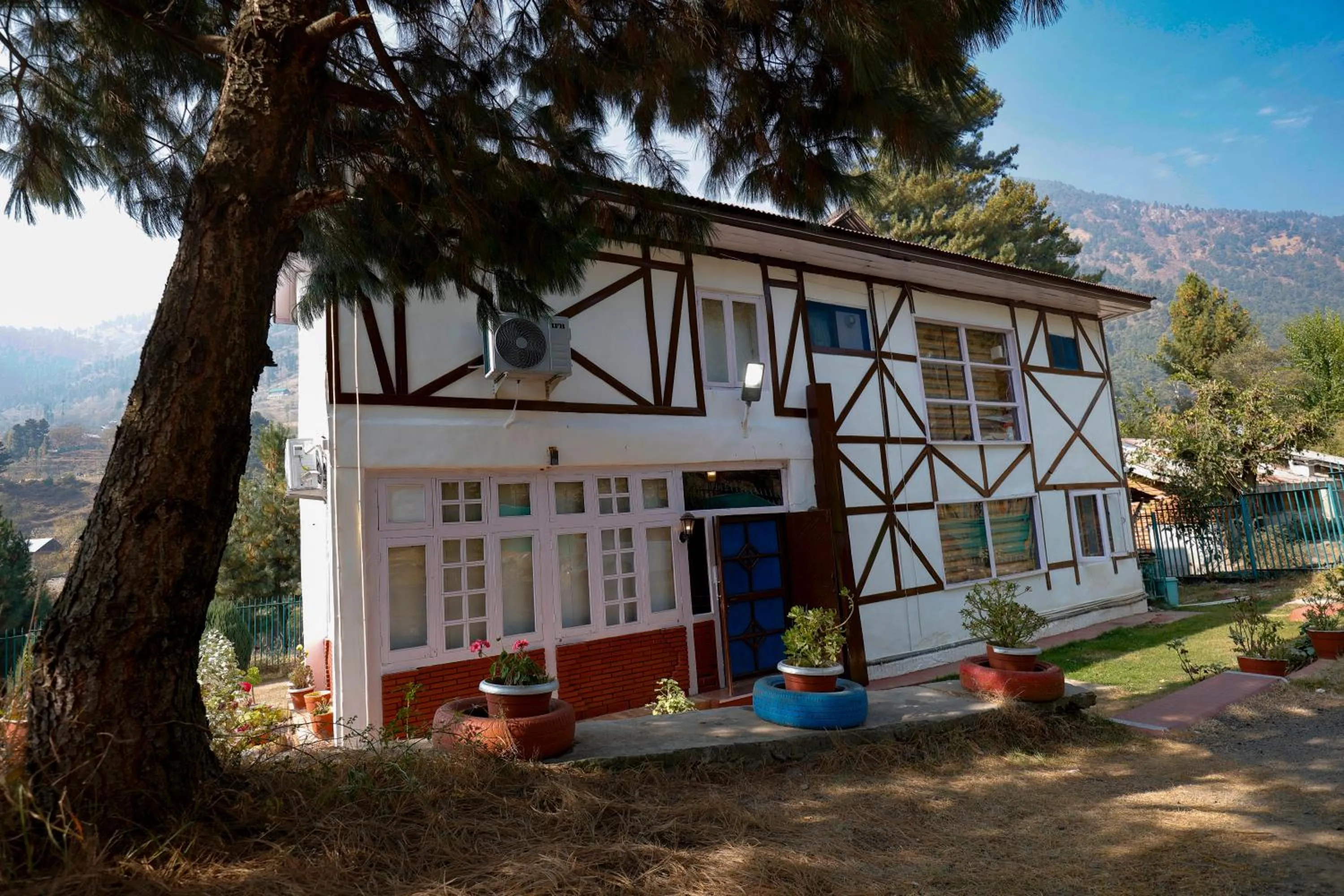 Walisons Peace Resort