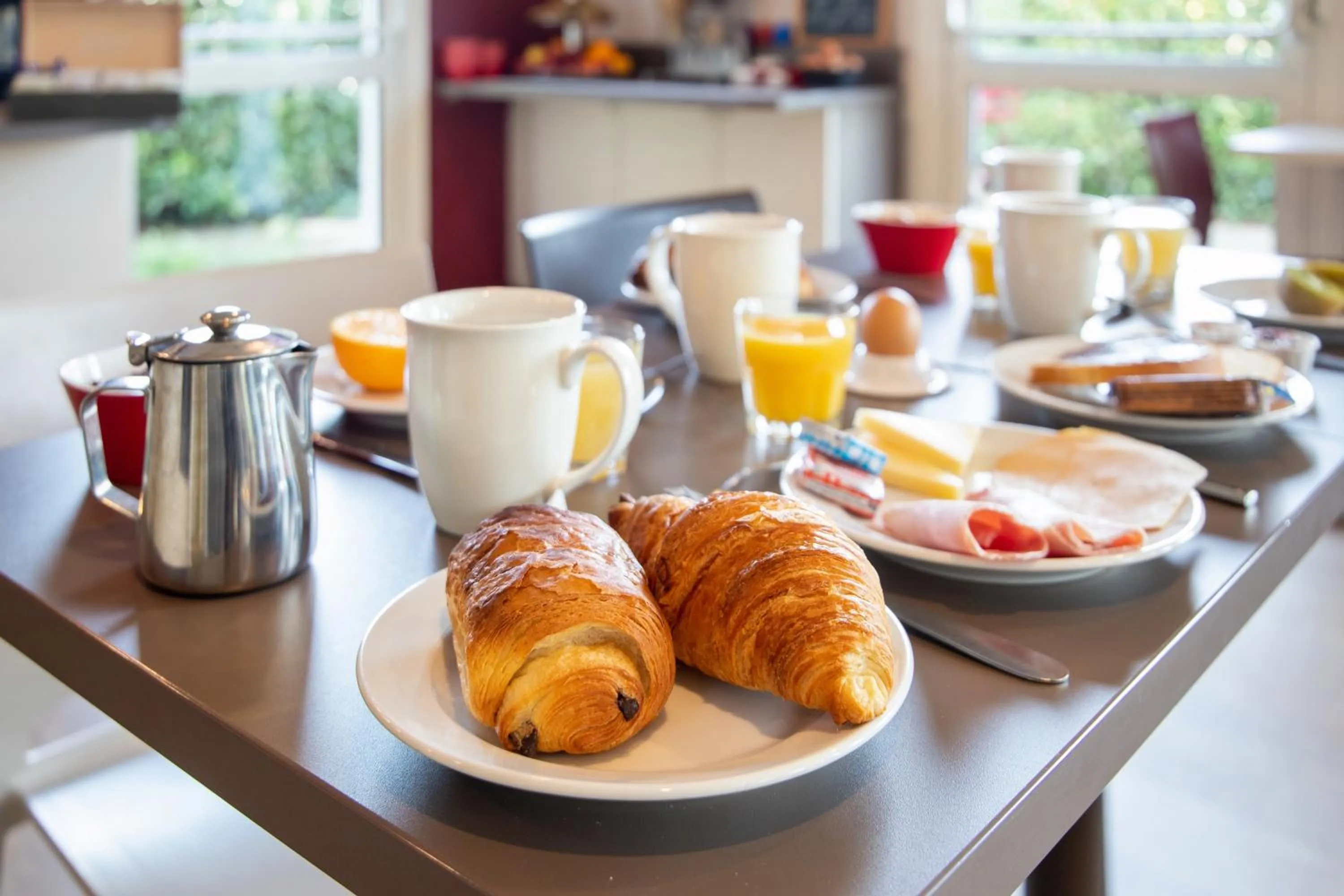 Breakfast in Ace Hotel Riom