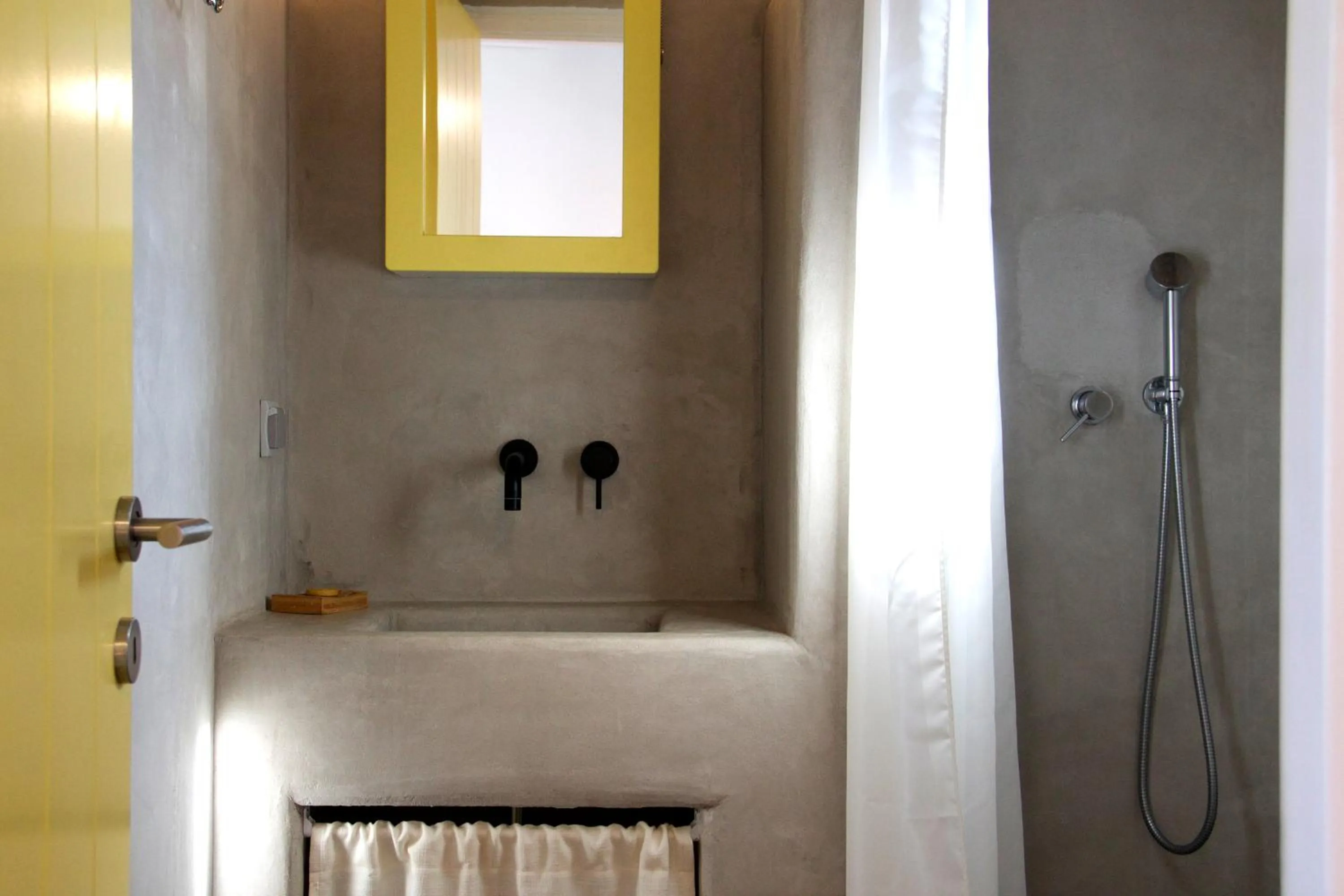 Bathroom in Nomads House