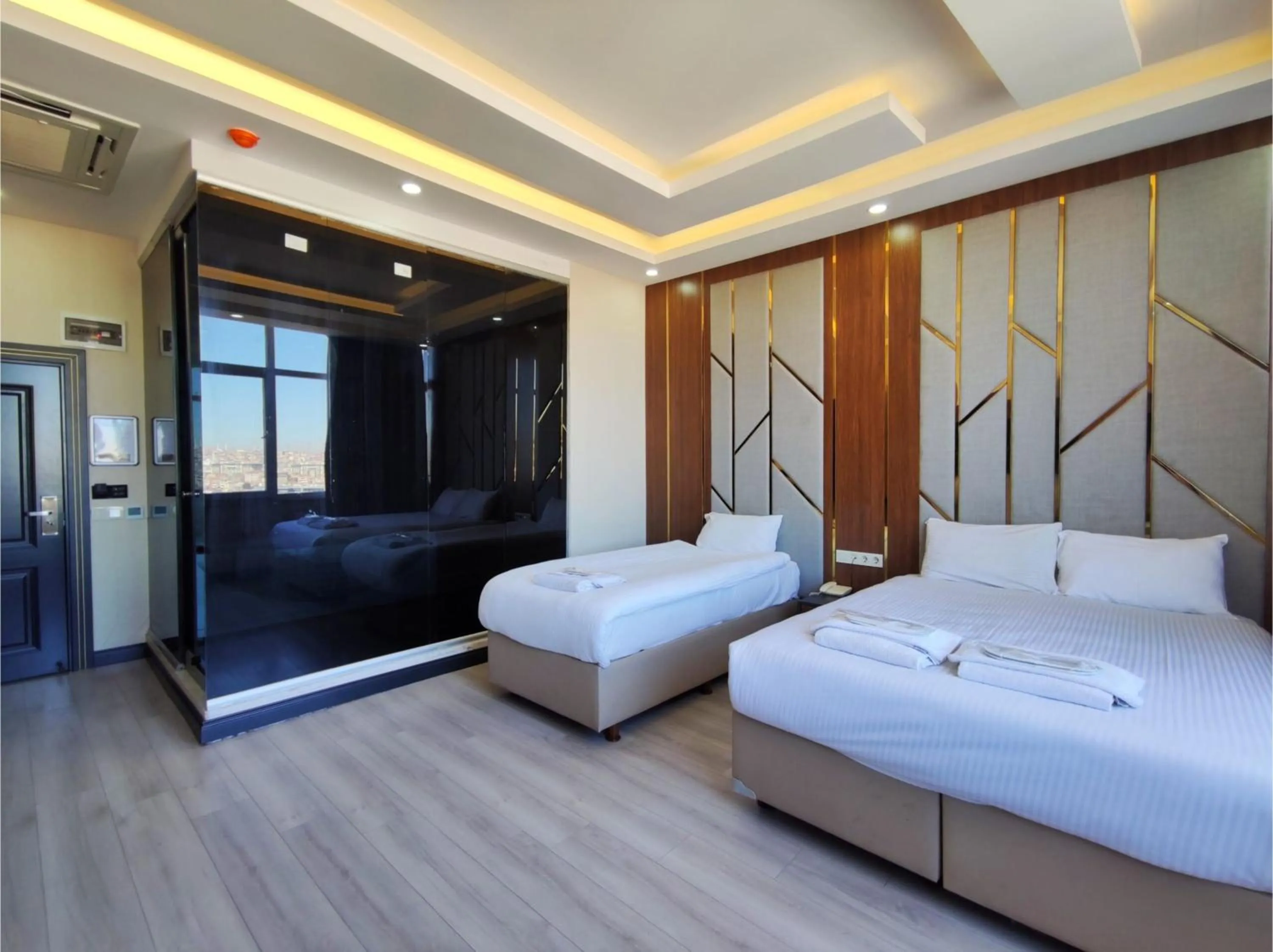 Bed in The Golden Pera's Hotel & Spa