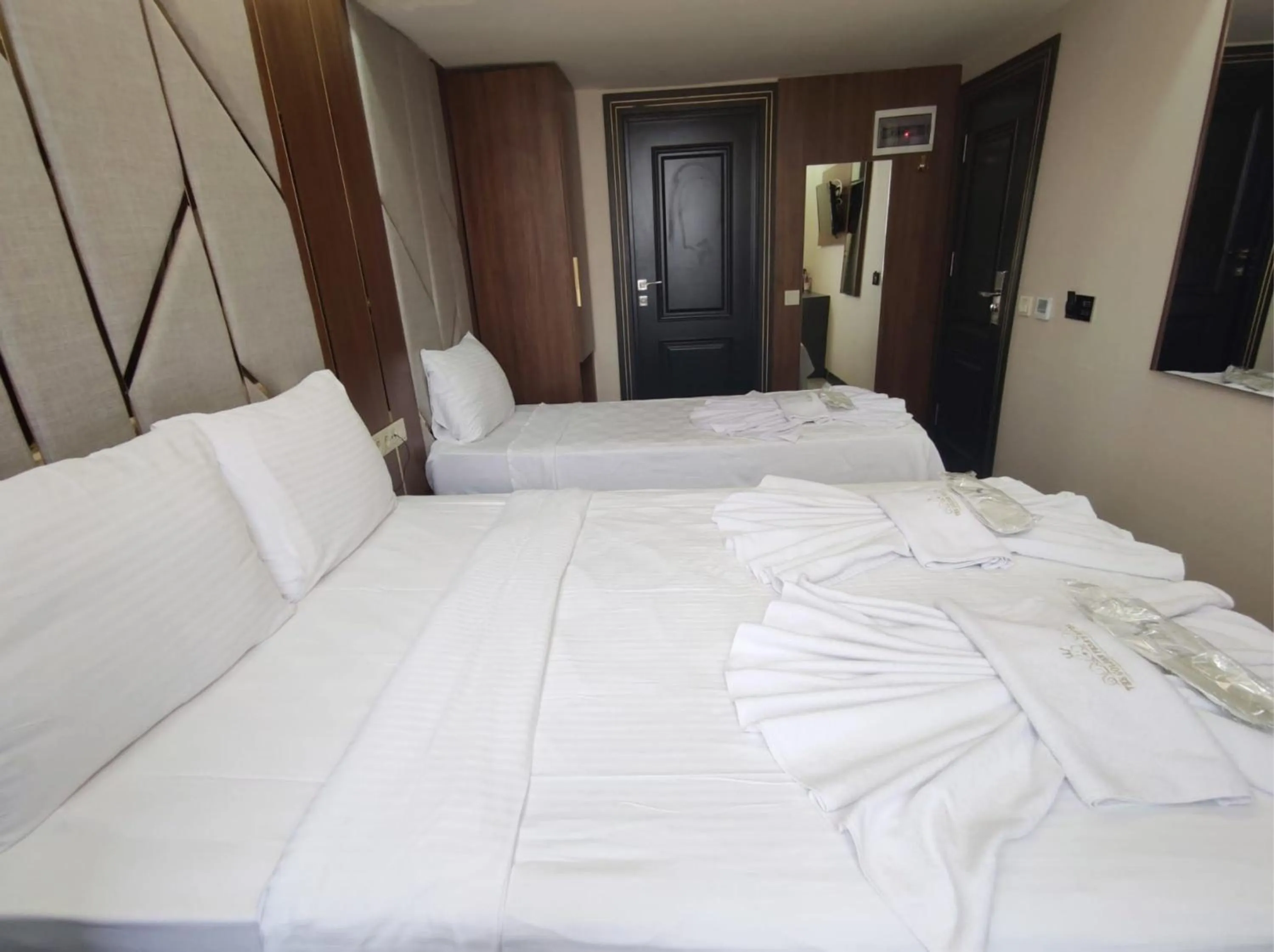 Bed in The Golden Pera's Hotel & Spa