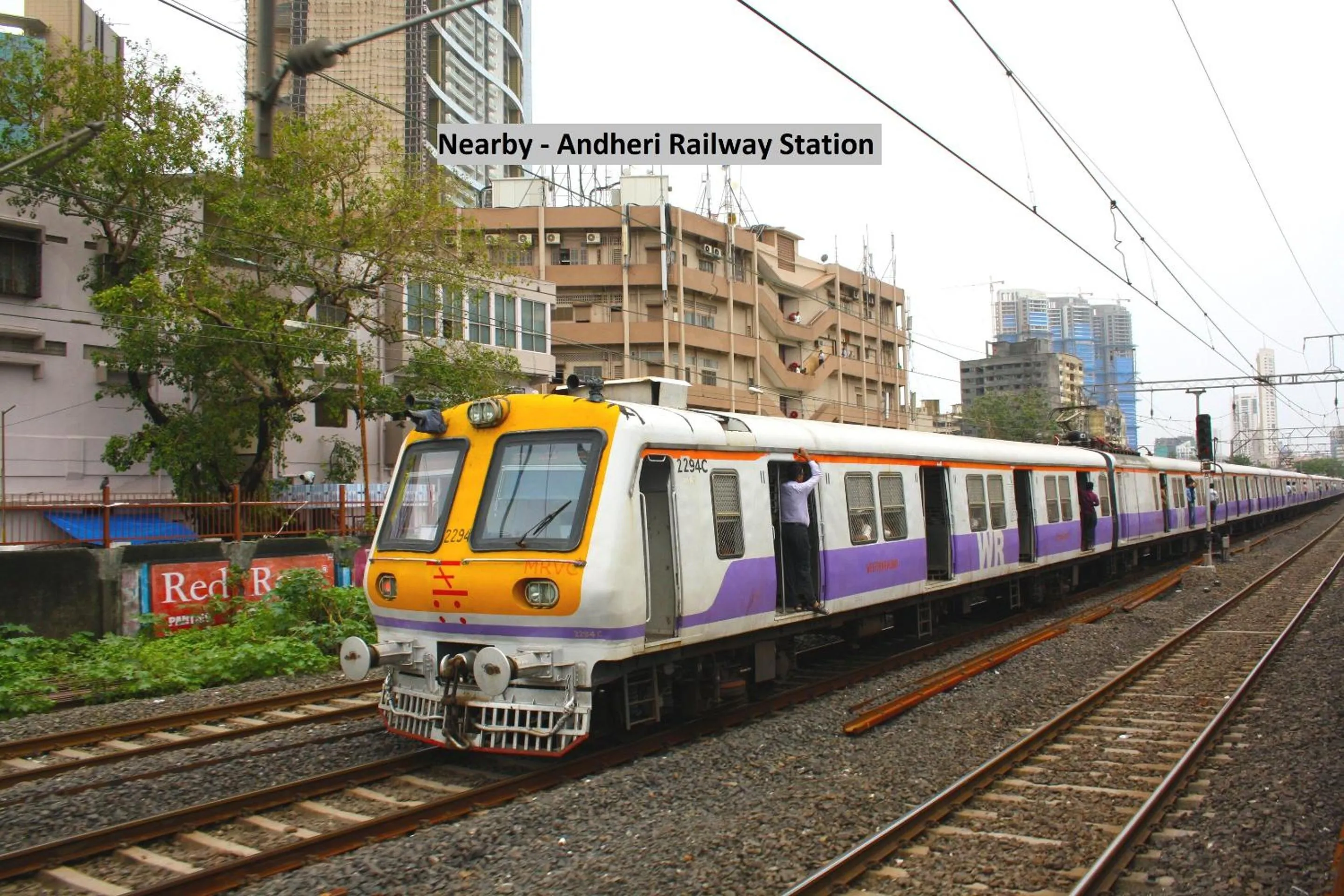 Nearby landmark in Hotel O Golden Nest Near Chhatrapati Shivaji International Airport