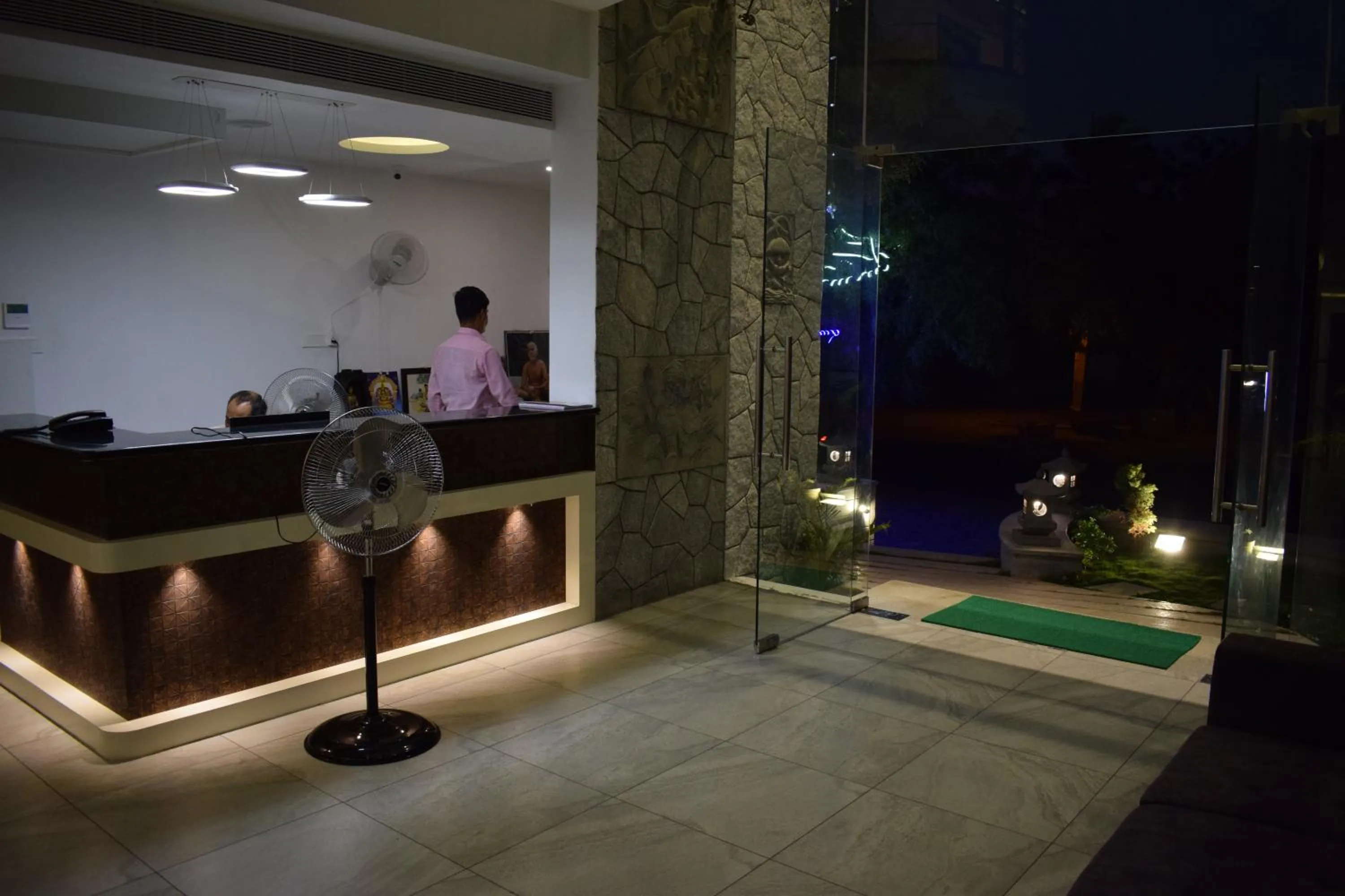 Area and facilities in White Pearl Residency