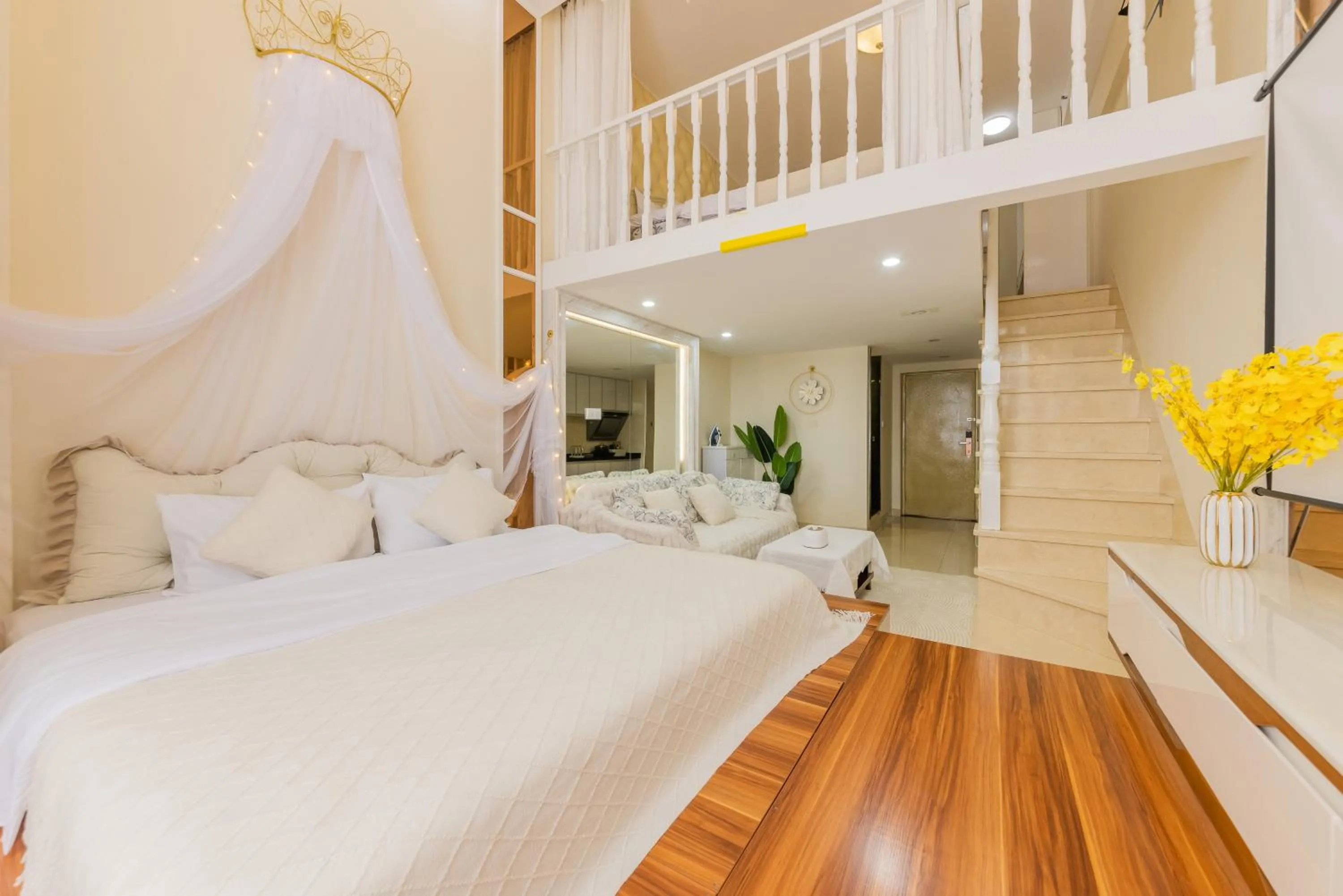 Bed in Lavender Apartment Branch