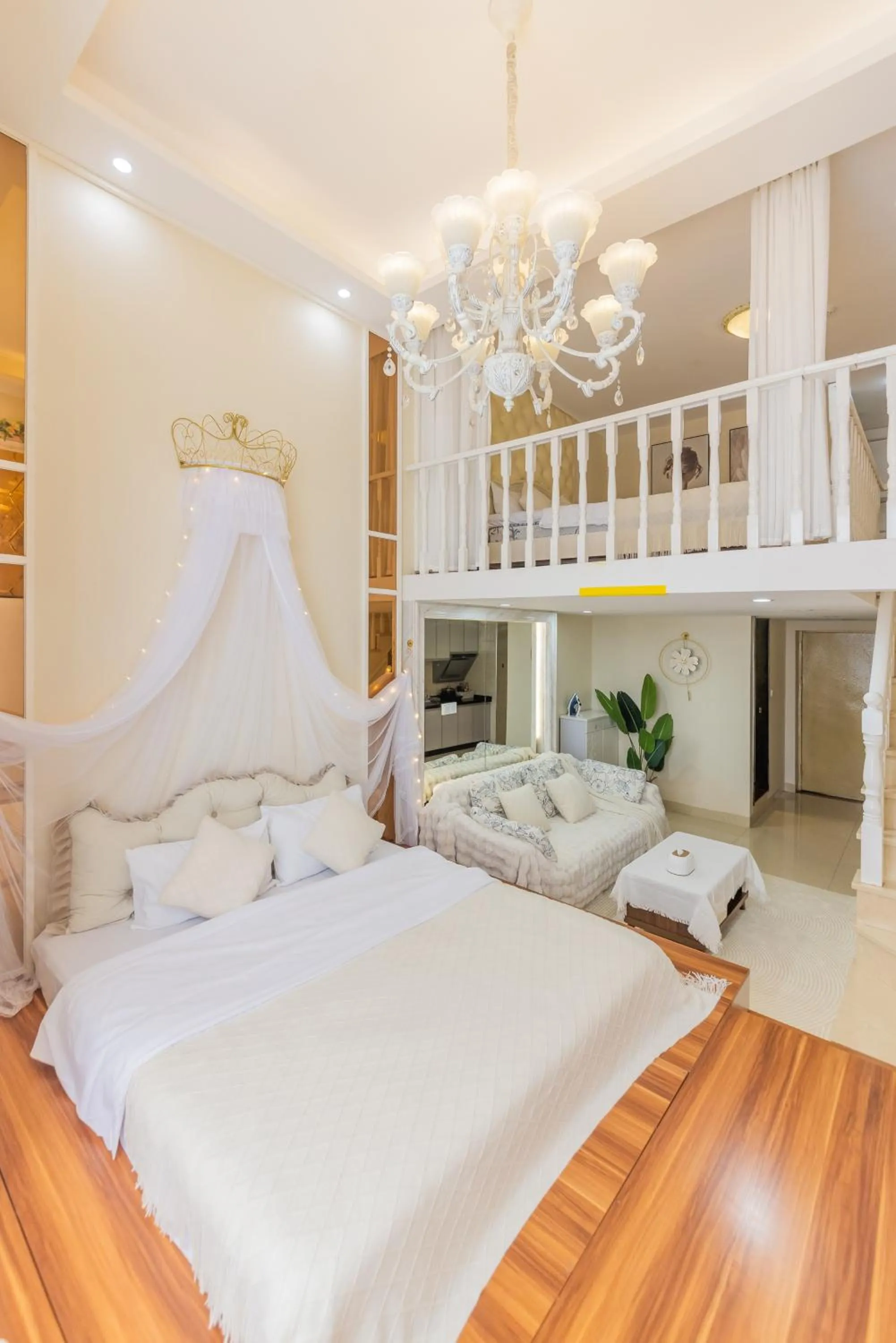 Bed in Lavender Apartment Branch