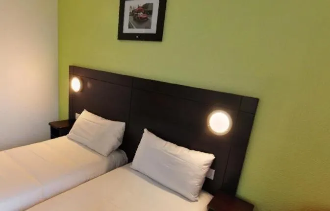 Bed in Enzo Hotel Mulhouse Sud Morschwiller le Bas