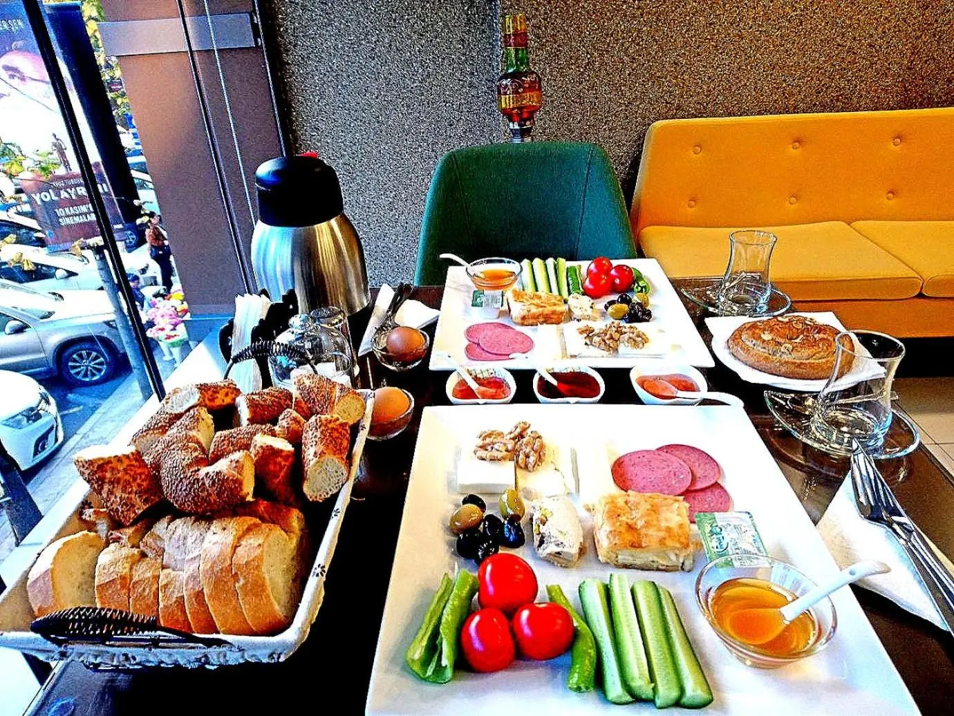 Breakfast in The Clock Suites