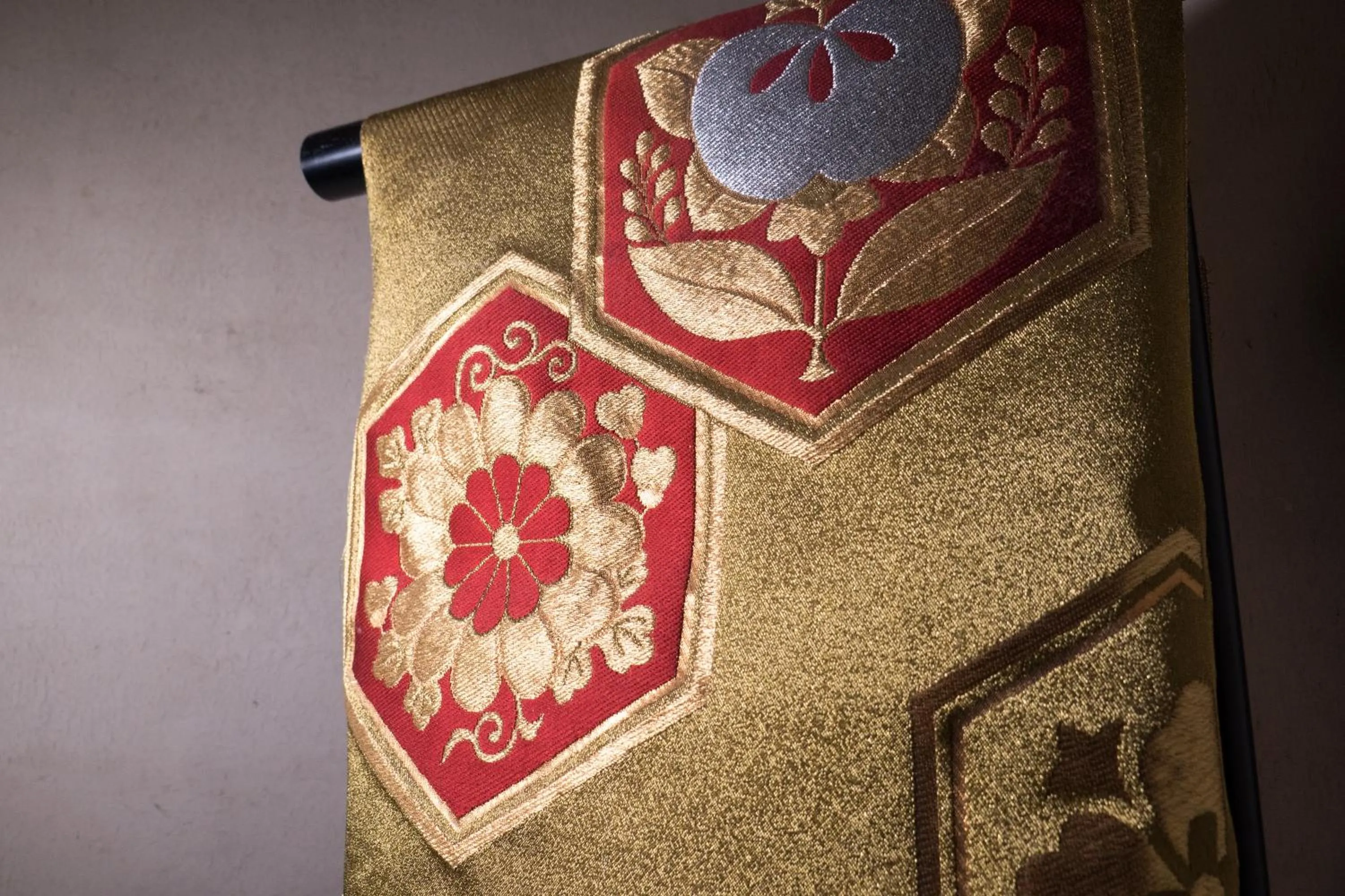 Decorative detail in YUMEJI Vintage Villa