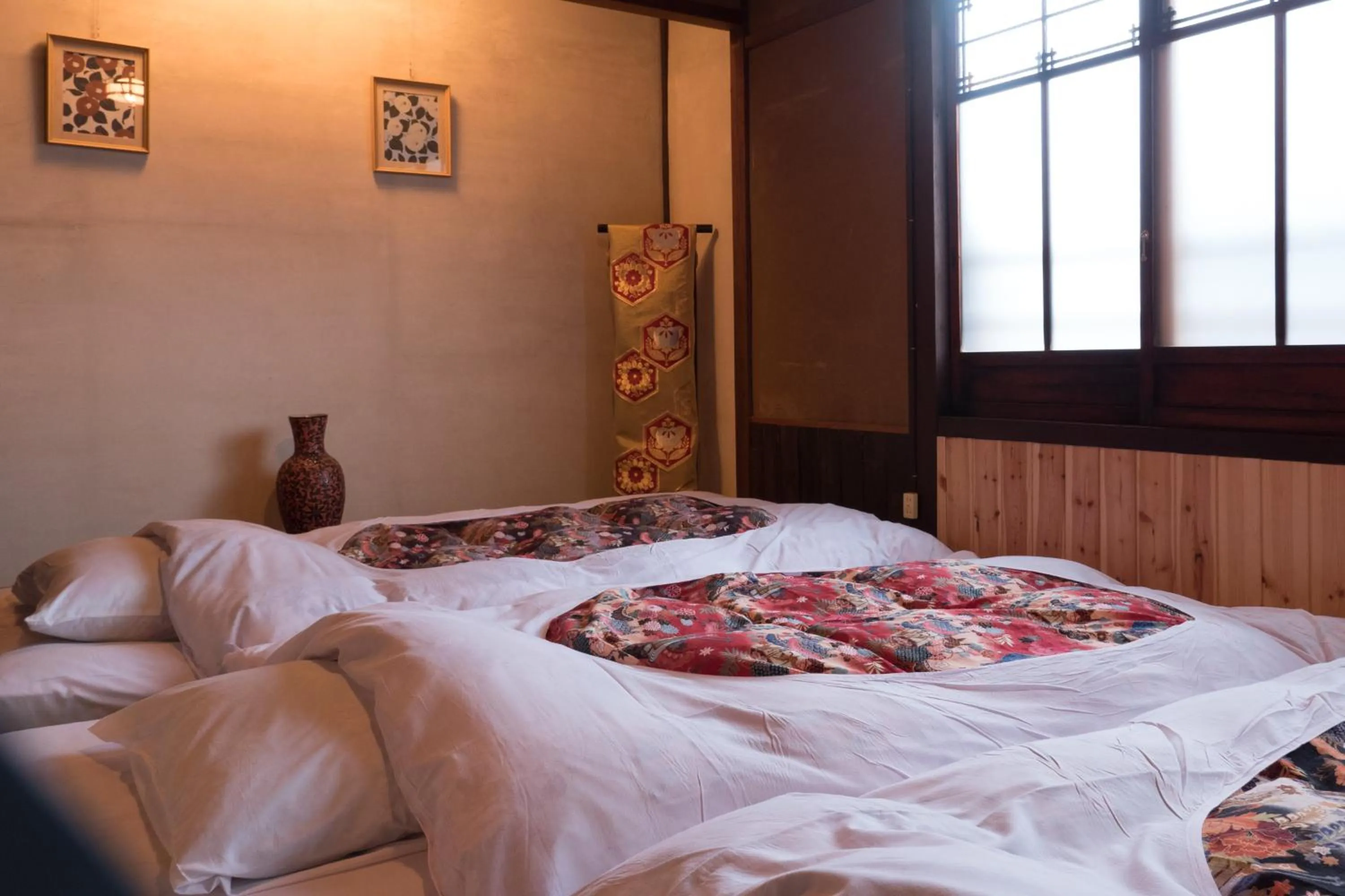 Day, Bed in YUMEJI Vintage Villa