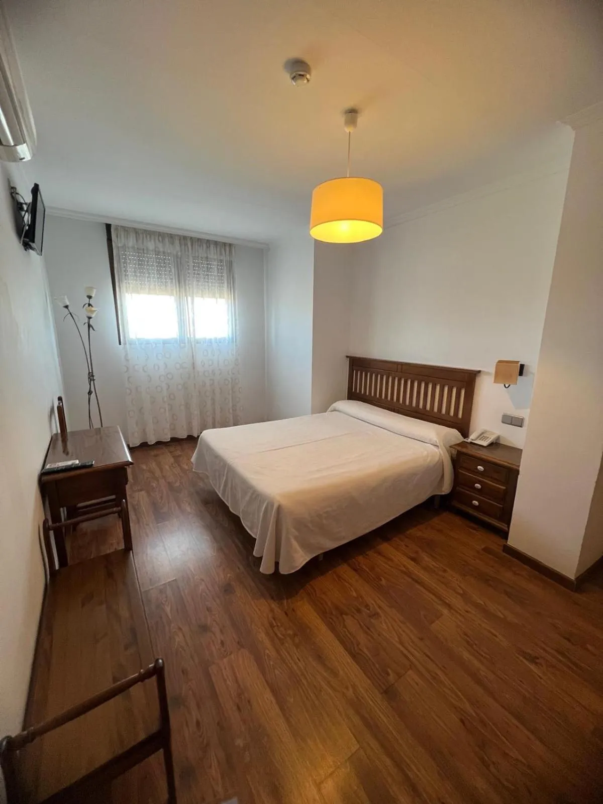 Bed in Hotel Restaurante Dama de Baza