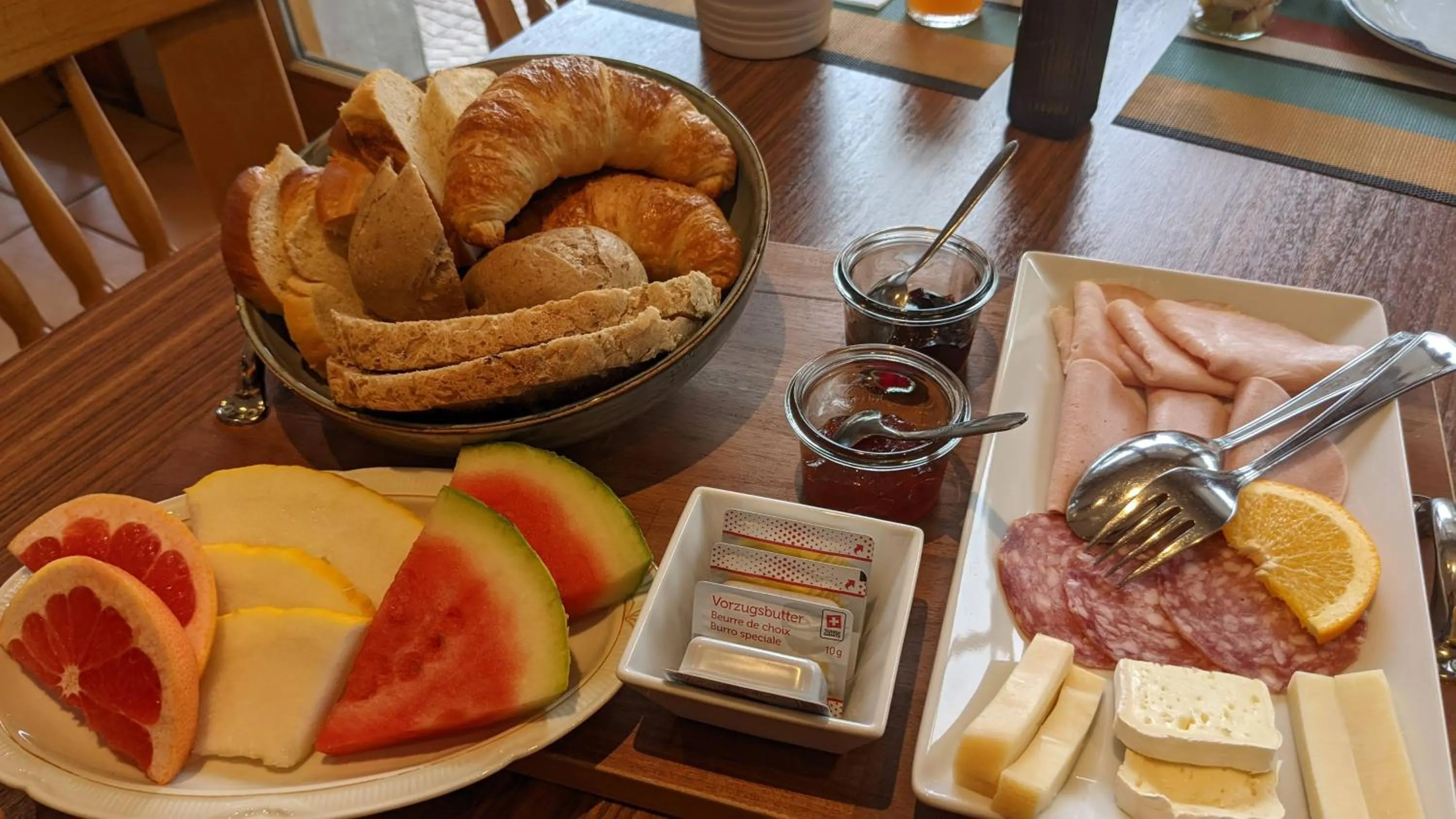 Breakfast in Hotel Beau-Séjour