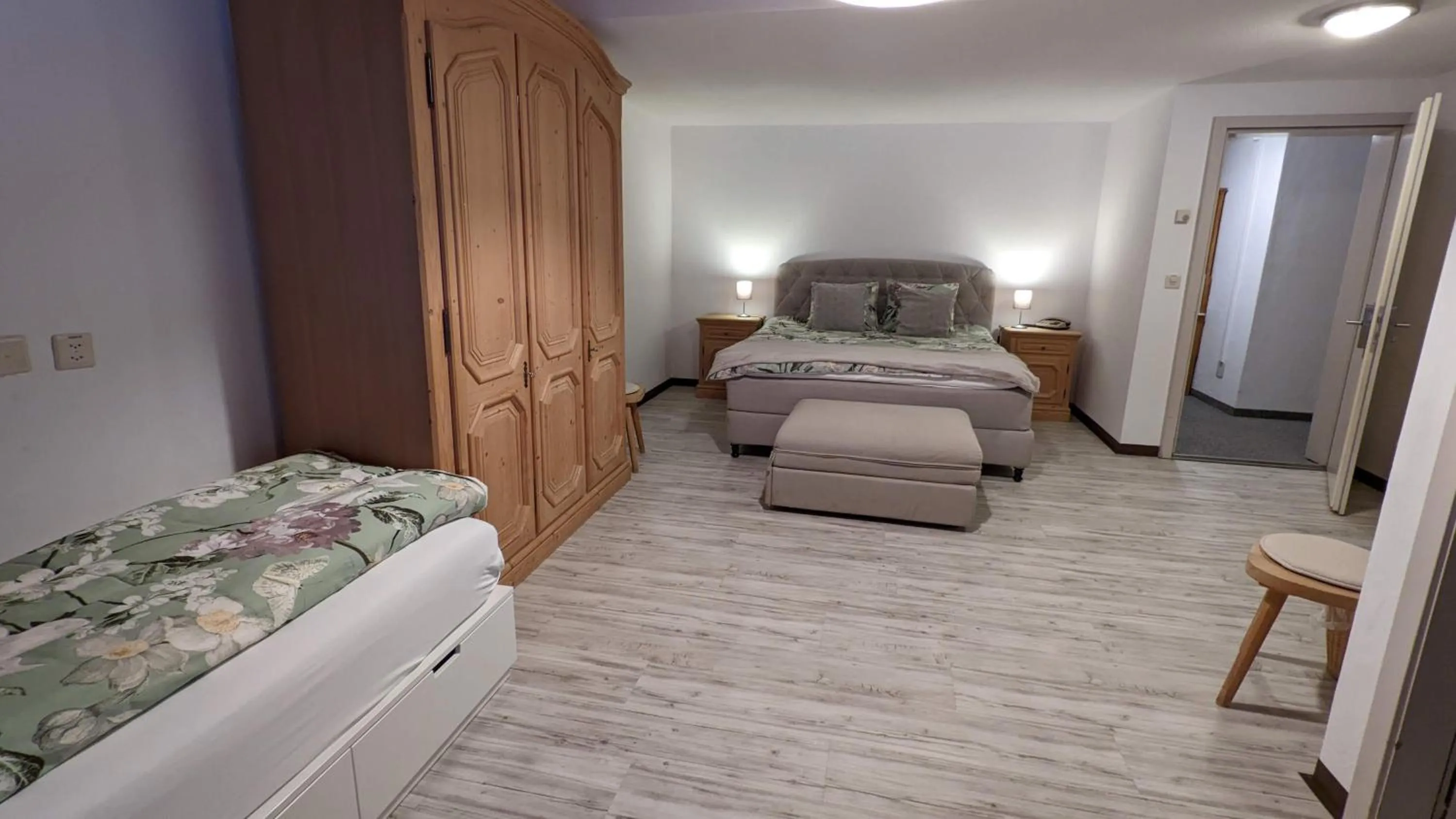 Bed in Hotel Beau-Séjour