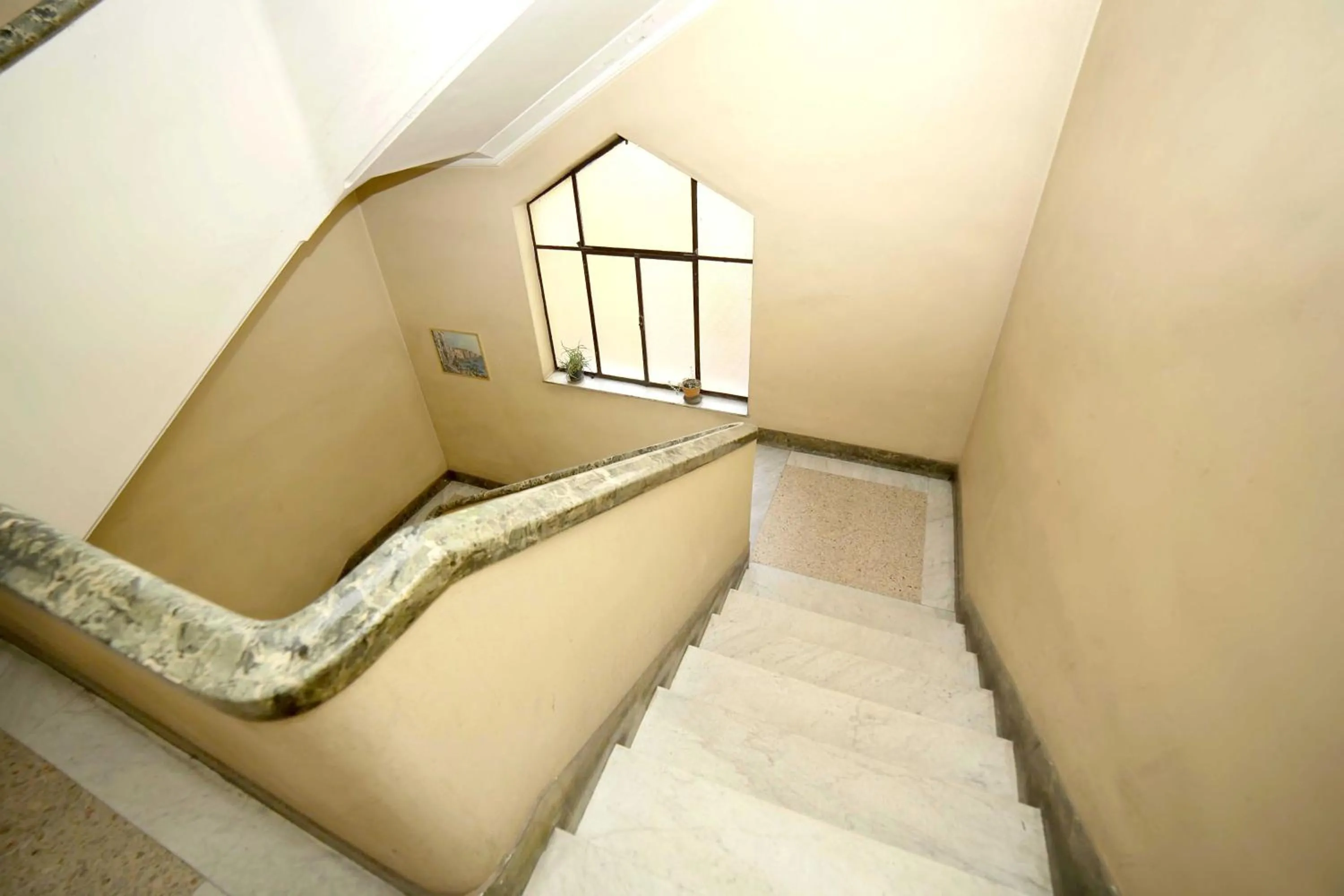 Facade/entrance, Bed in Gateway Residence