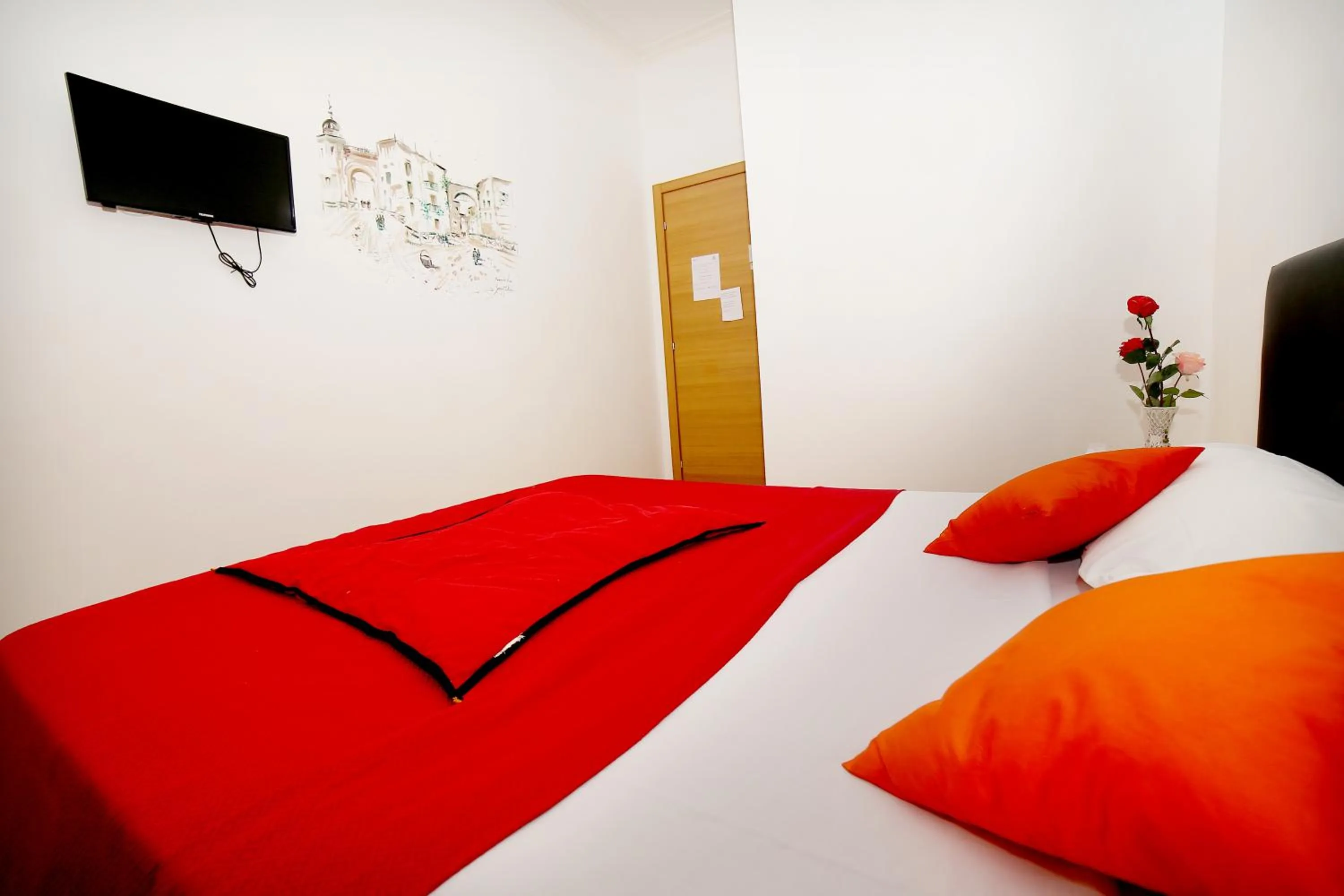 Photo of the whole room, Bed in Gateway Residence