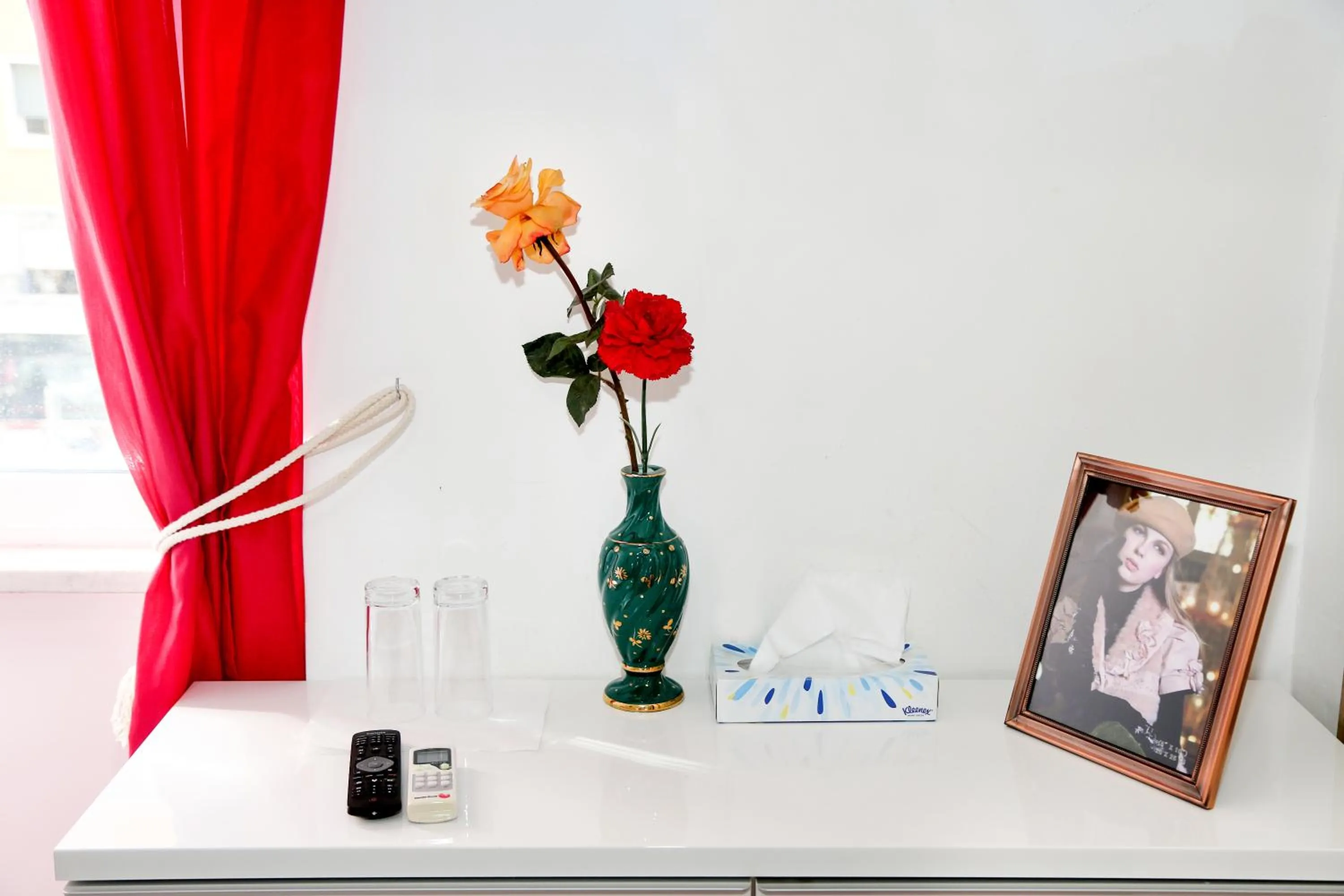 Decorative detail in Gateway Residence