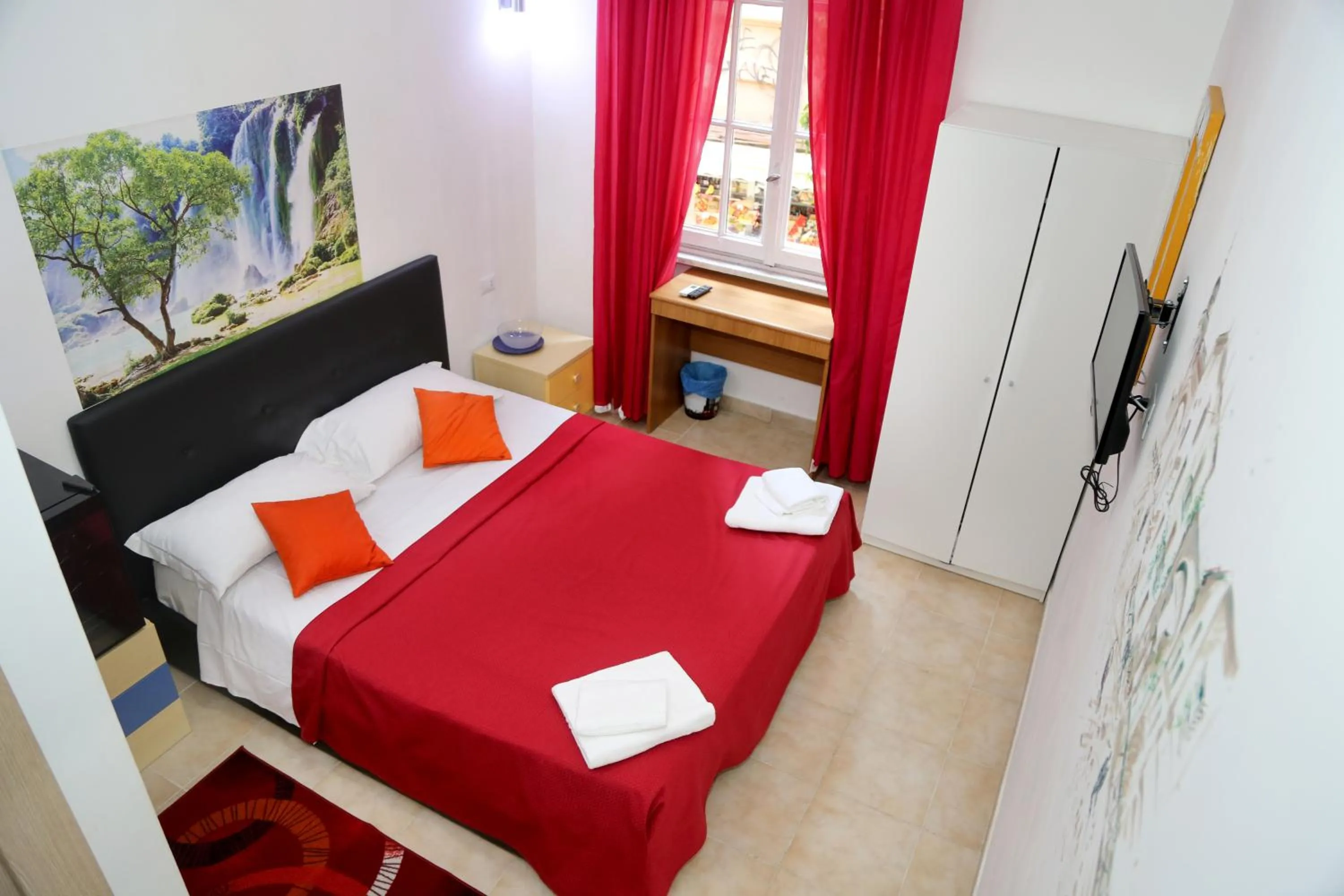 Photo of the whole room, Bed in Gateway Residence