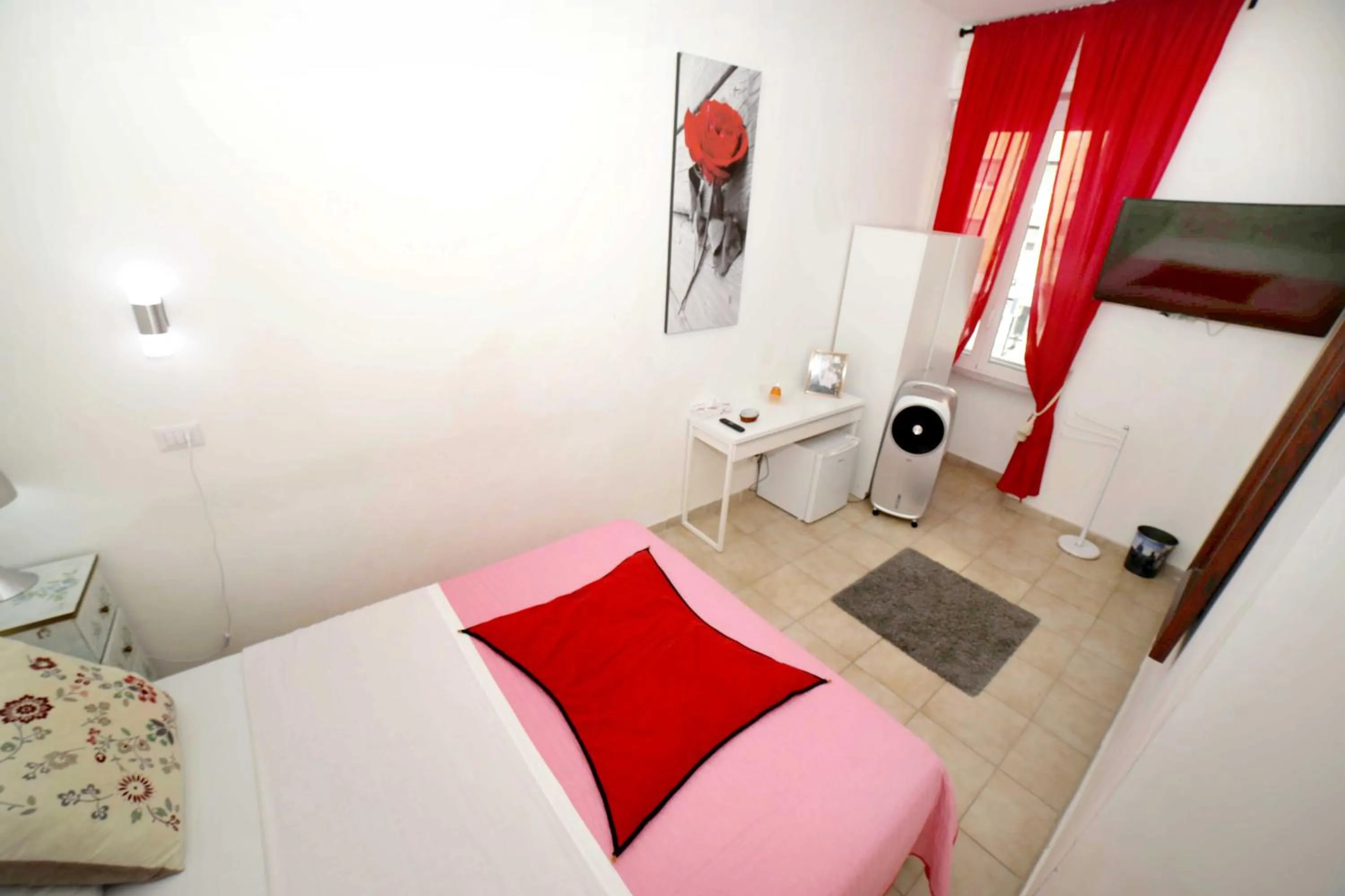 Bed in Gateway Residence